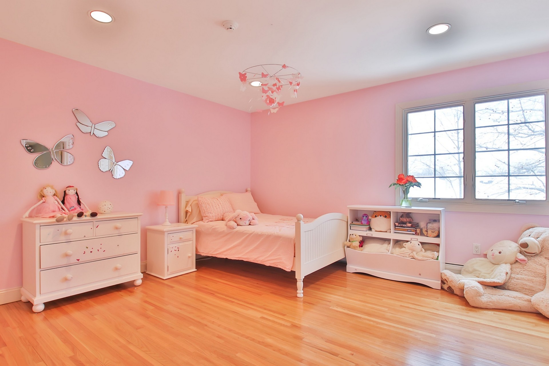 22 Sara Hill Rd