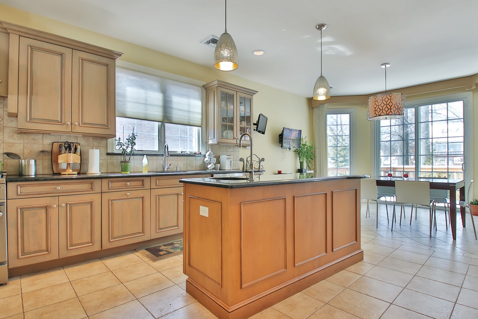 22 Sara Hill Rd