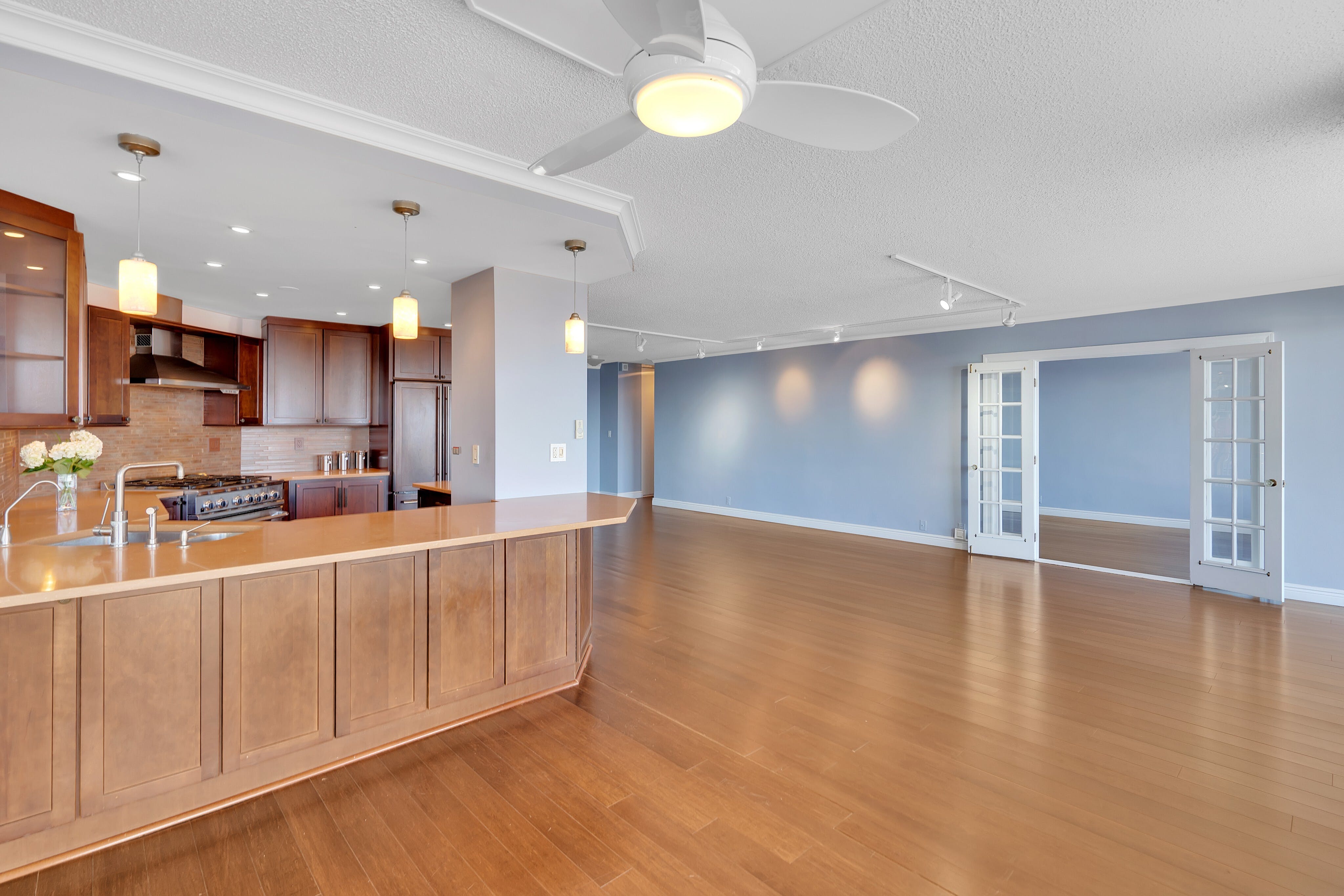 1530 Palisade Avenue #9H The Colony