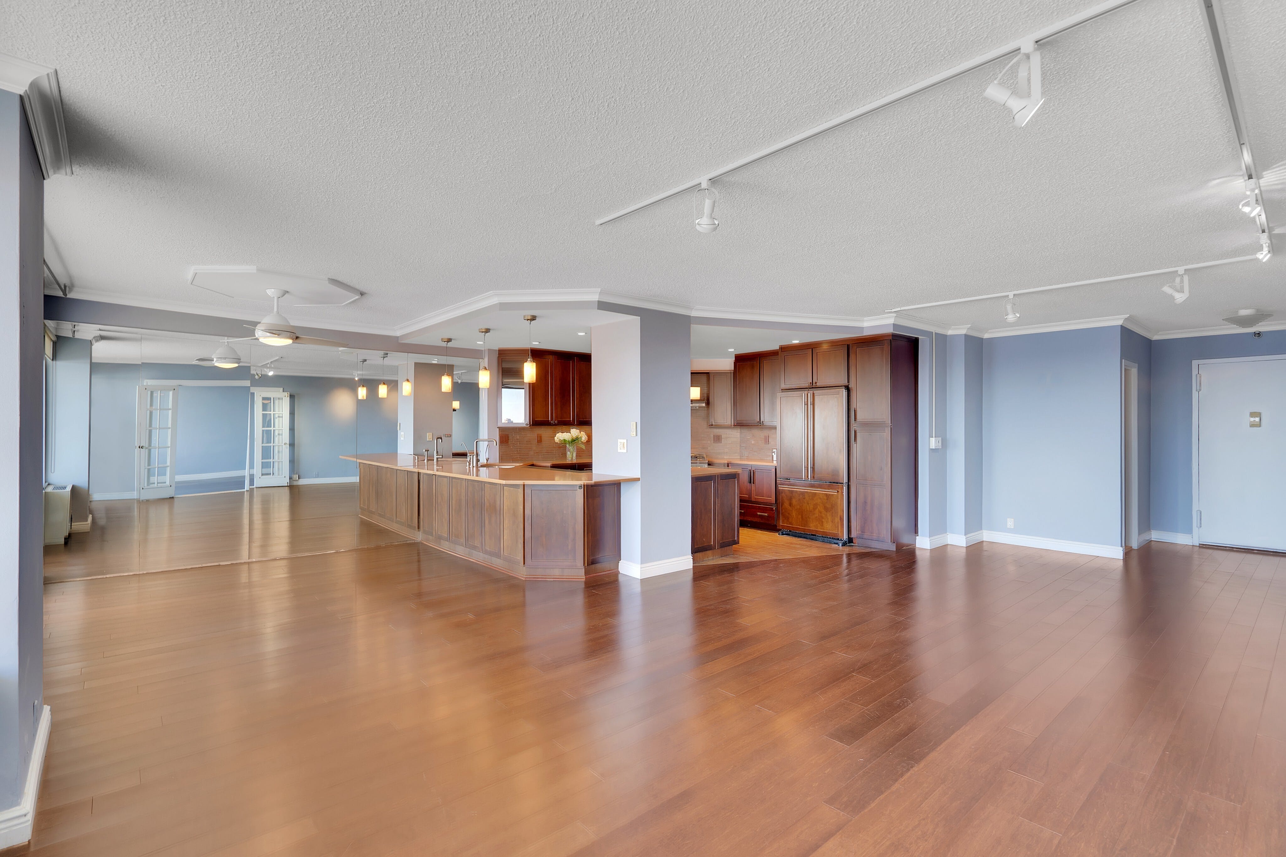 1530 Palisade Avenue #9H The Colony