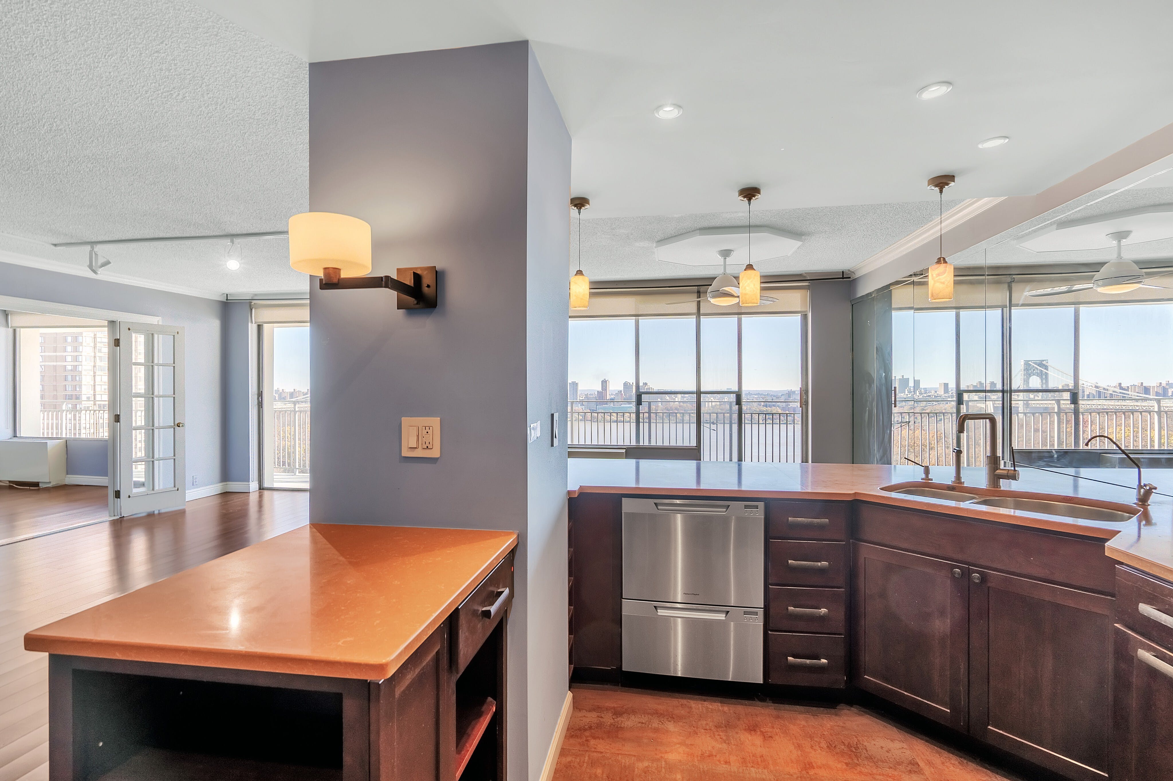 1530 Palisade Avenue #9H The Colony