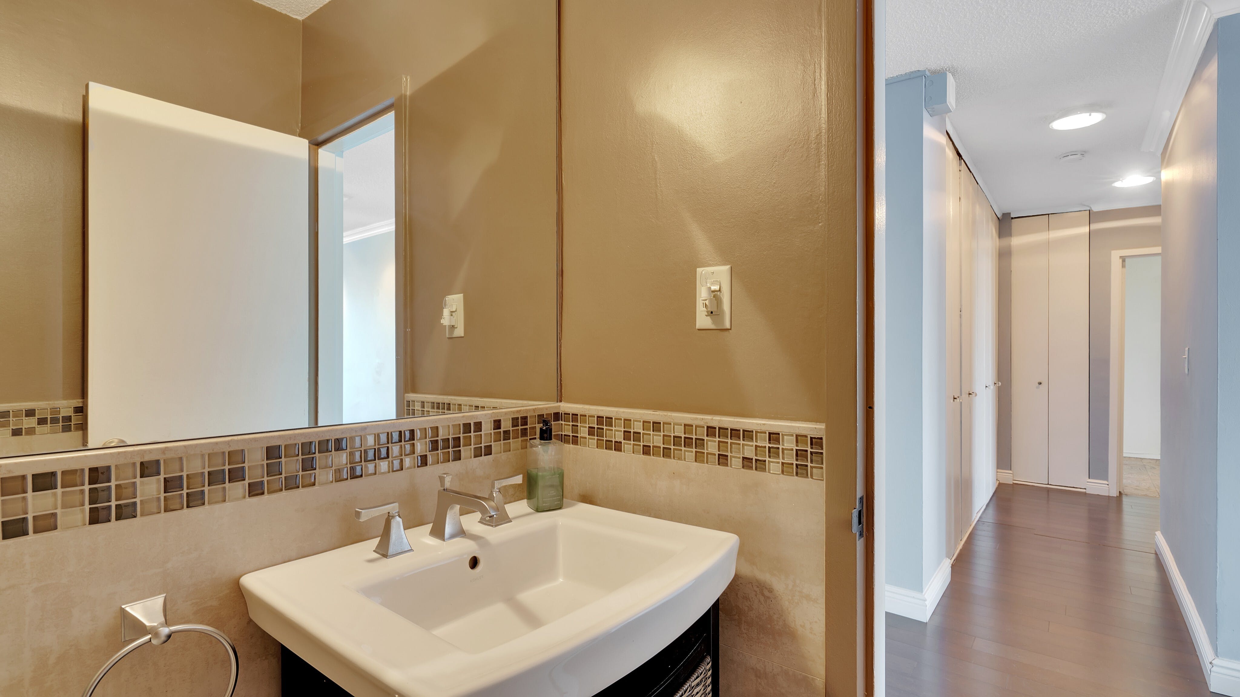 1530 Palisade Avenue #9H The Colony