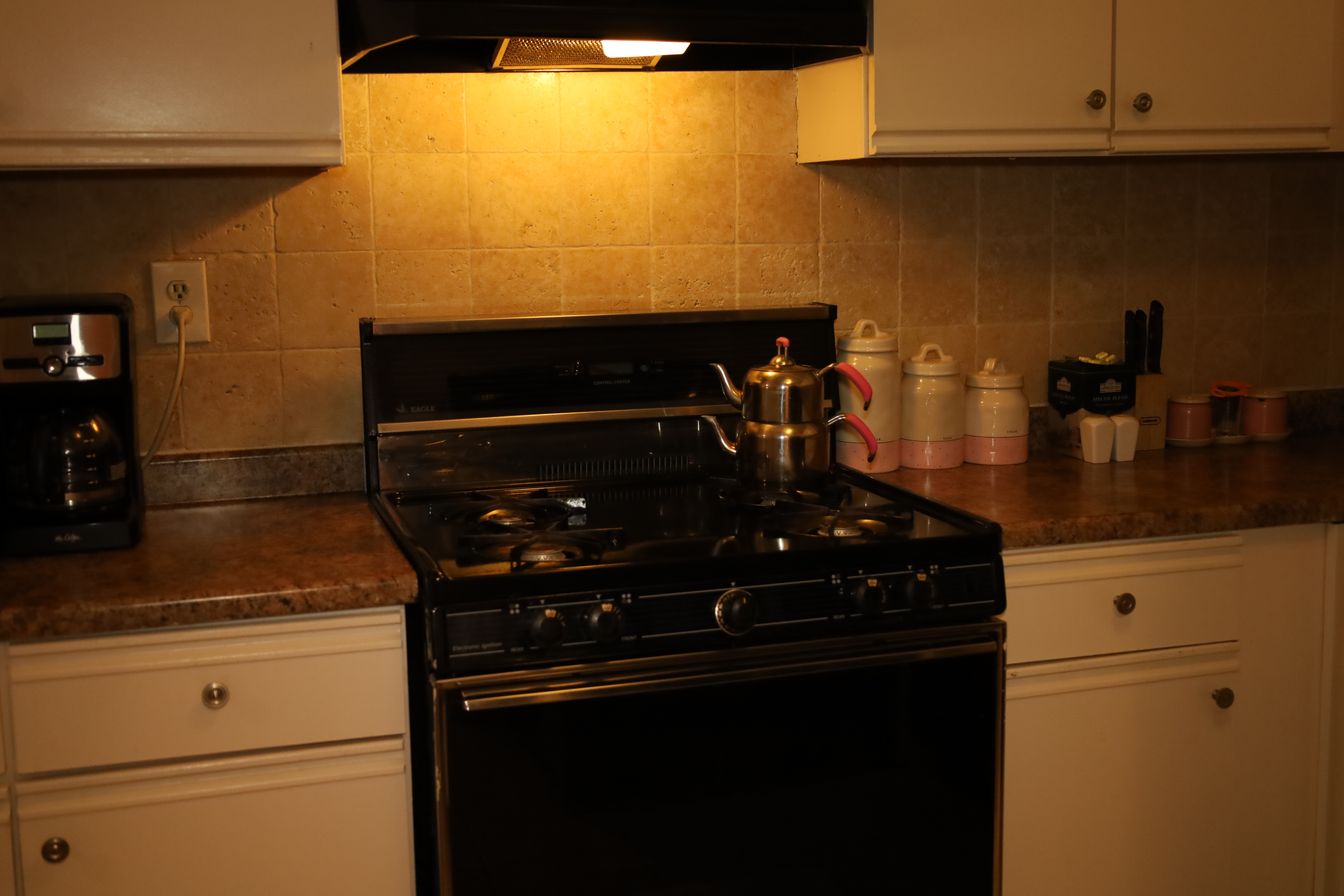 1203 River Road 1F