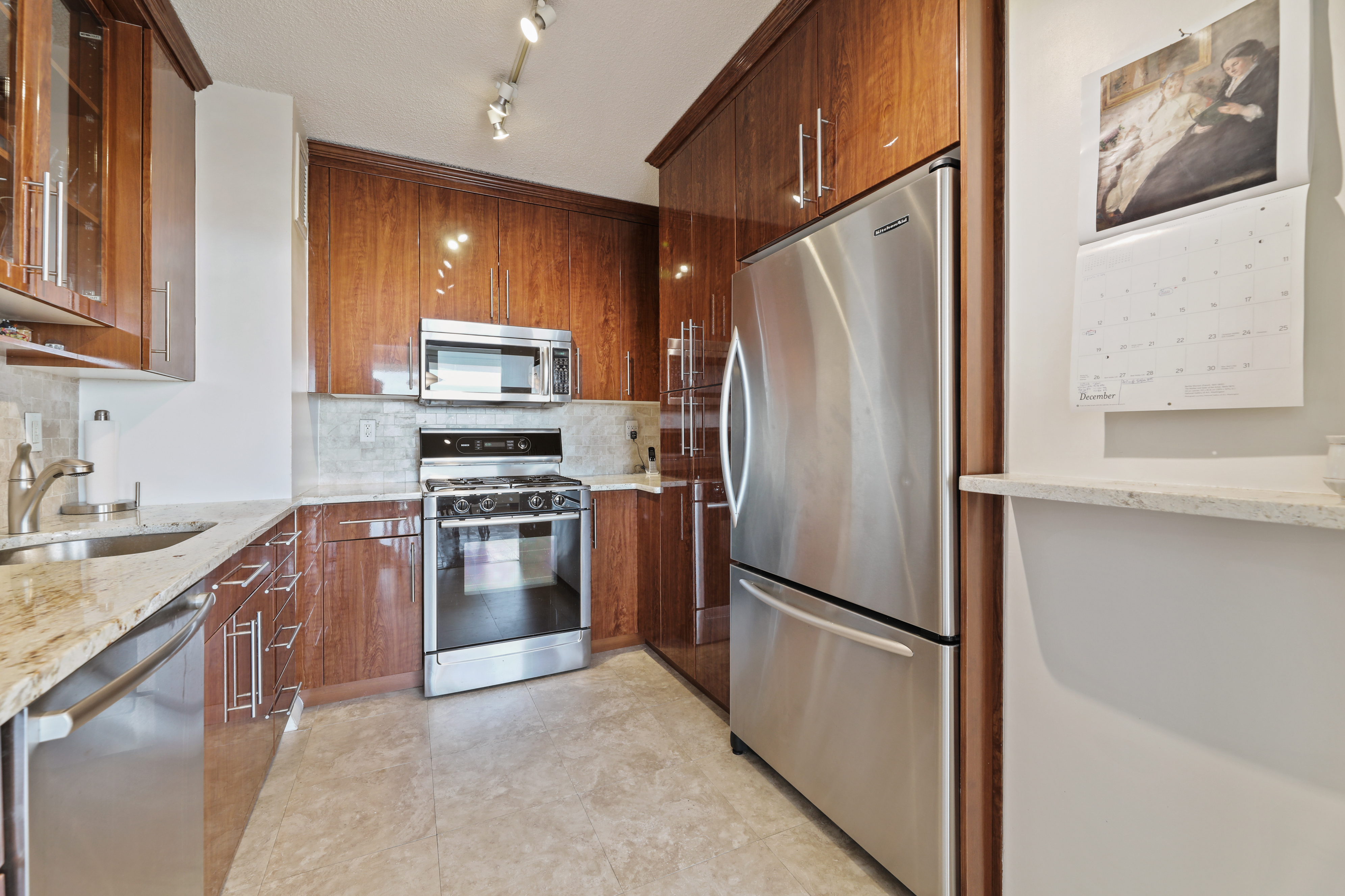 1530 Palisade Avenue # 5H The Colony
