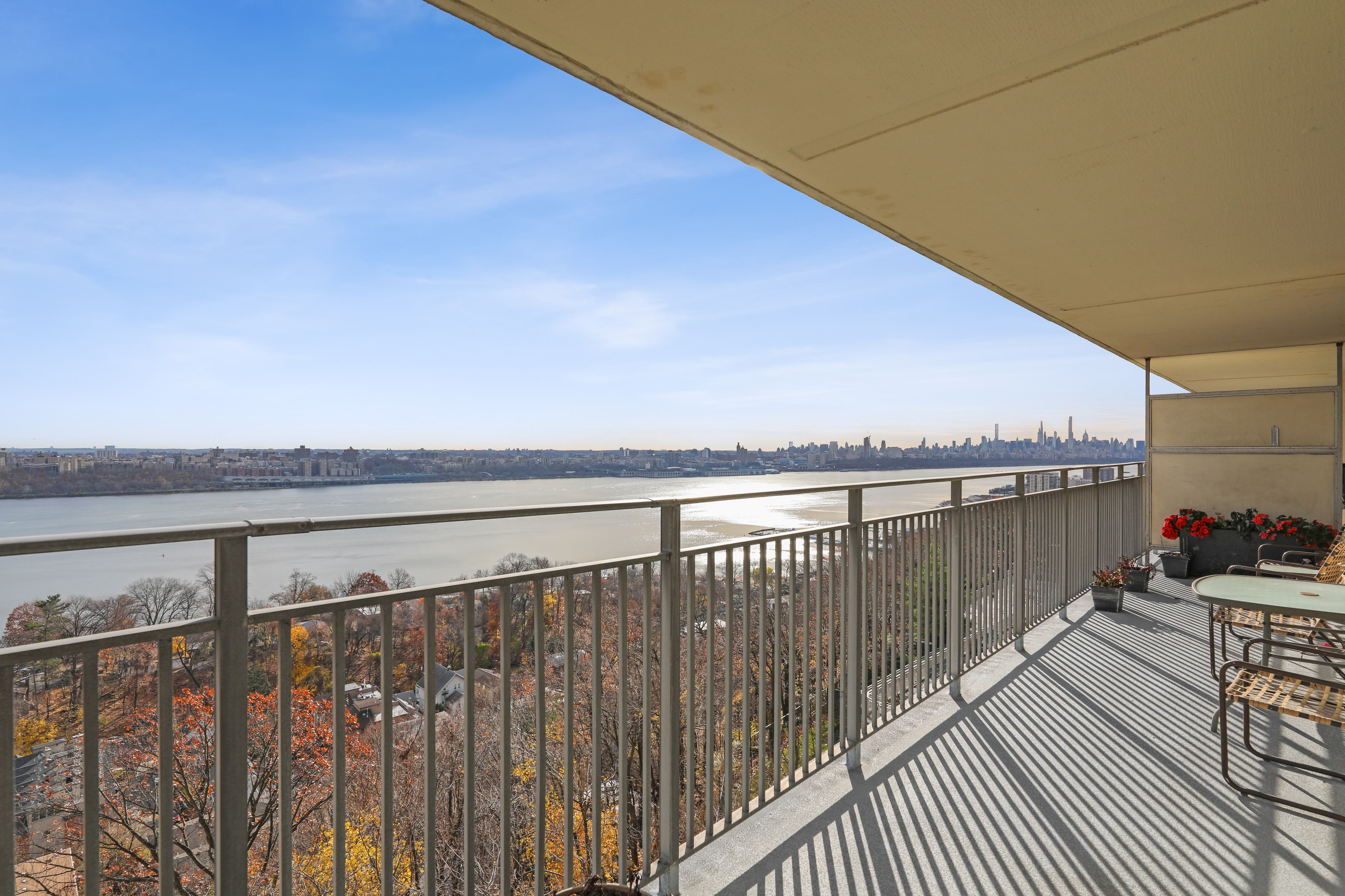 1530 Palisade Avenue # 5H The Colony