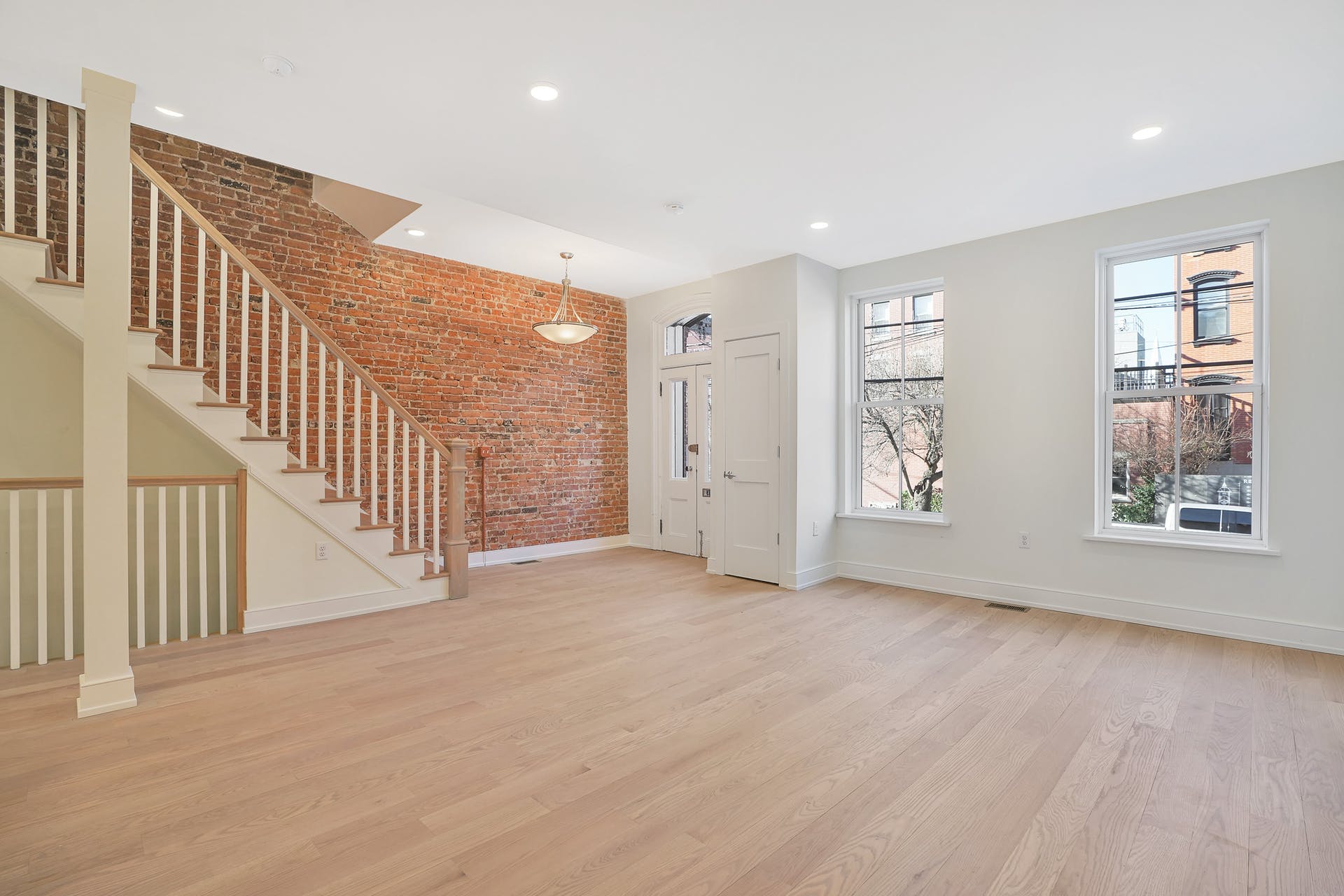 605 Bloomfield Street