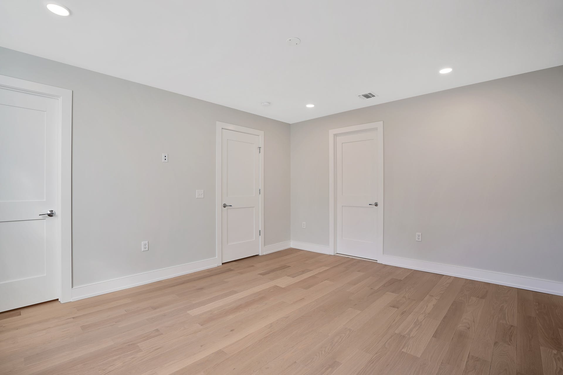 605 Bloomfield Street