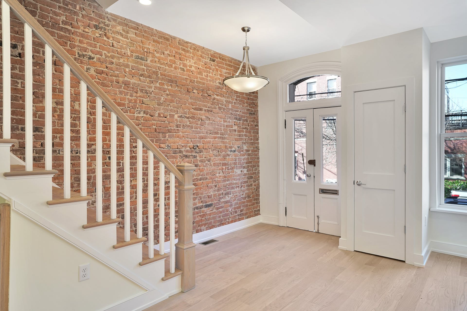605 Bloomfield Street