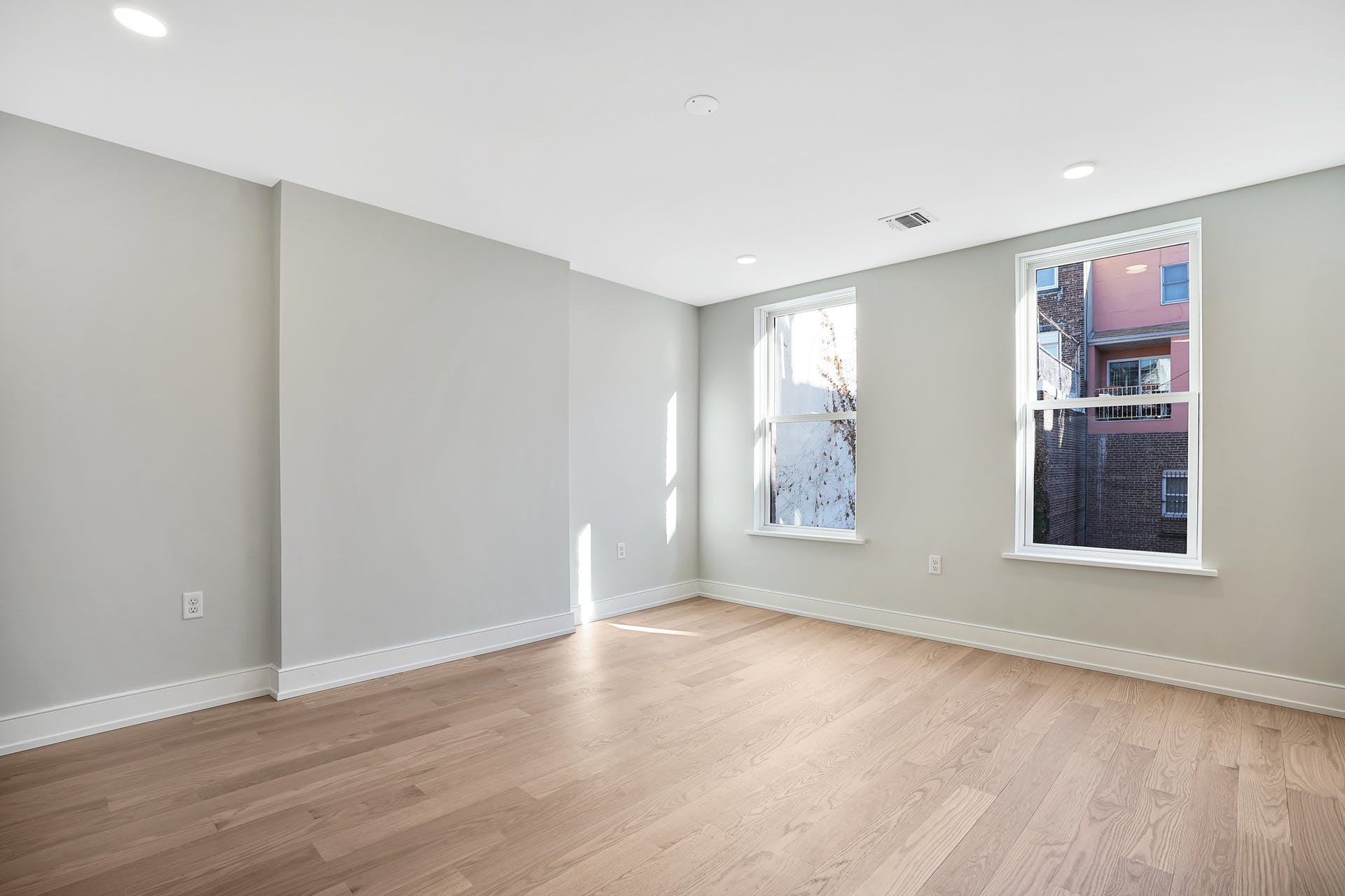 605 Bloomfield Street