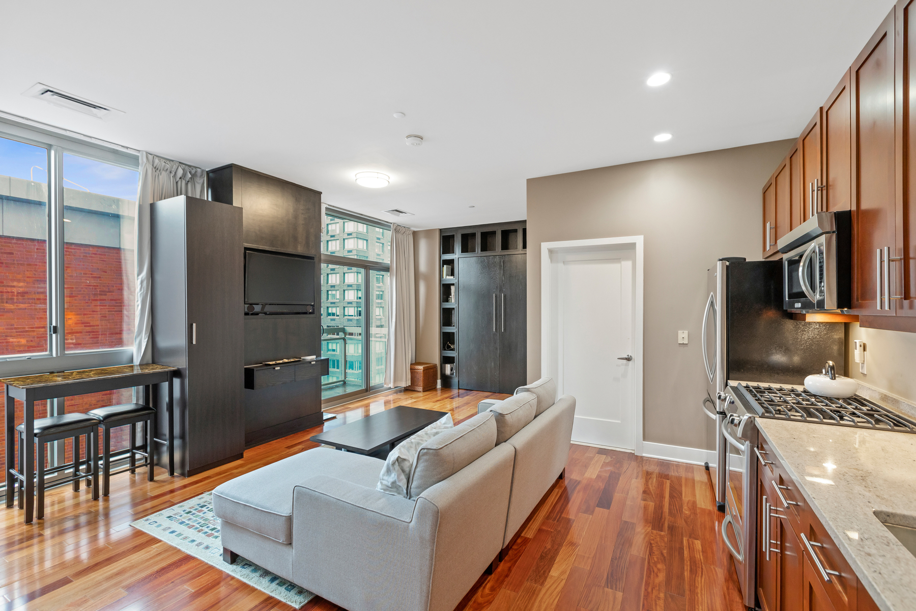 201 Luis M Marin Blvd, Unit 922