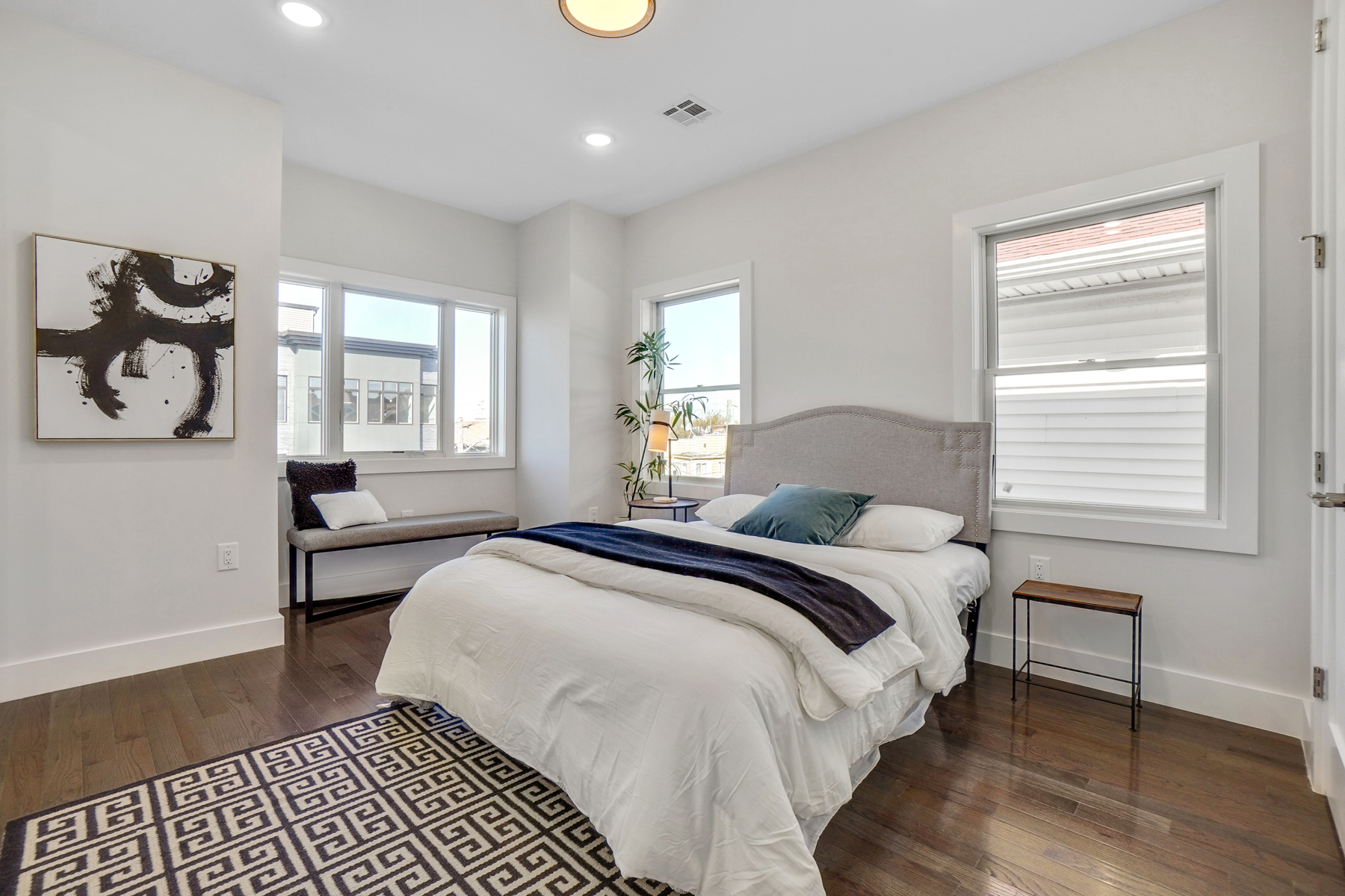 2 Holmes Avenue, Unit C