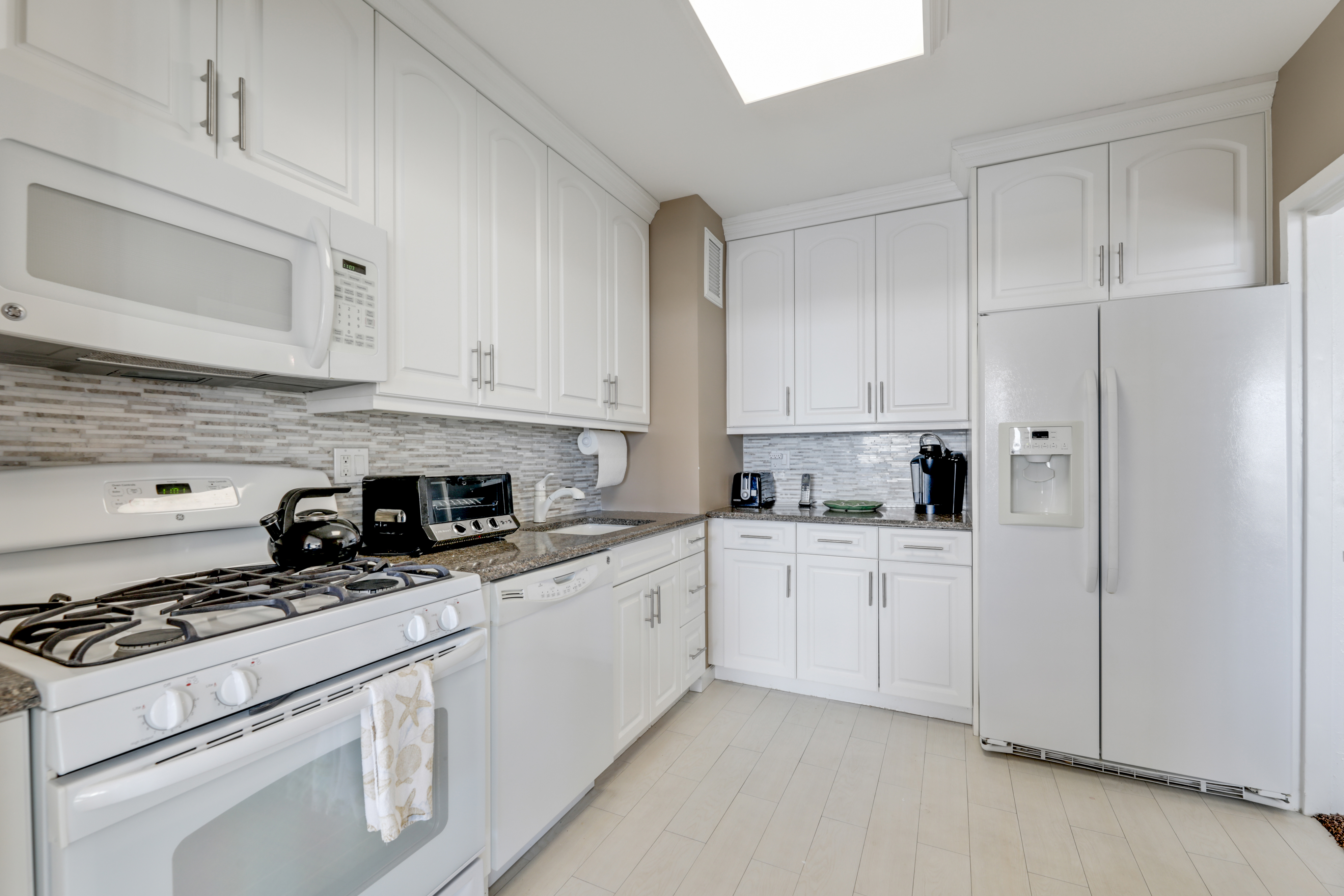 1530 Palisade Avenue # 26R The Colony