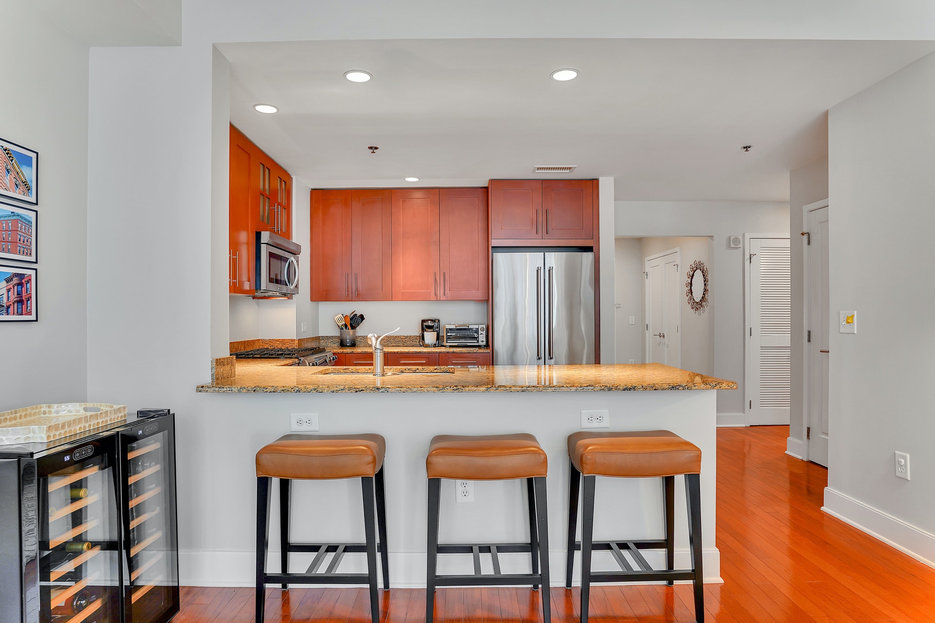 1125 Maxwell Lane  #302