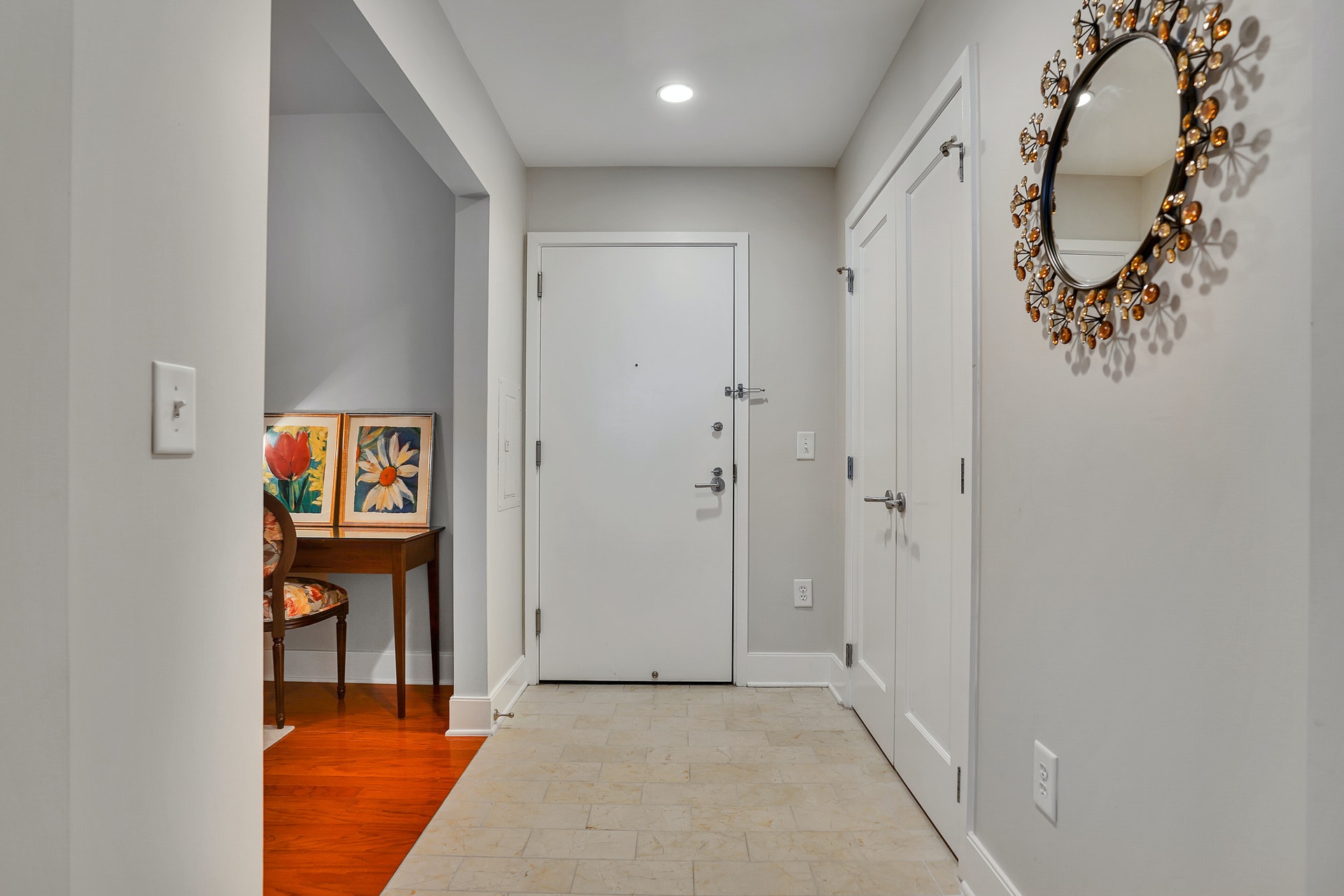 1125 Maxwell Lane  #302