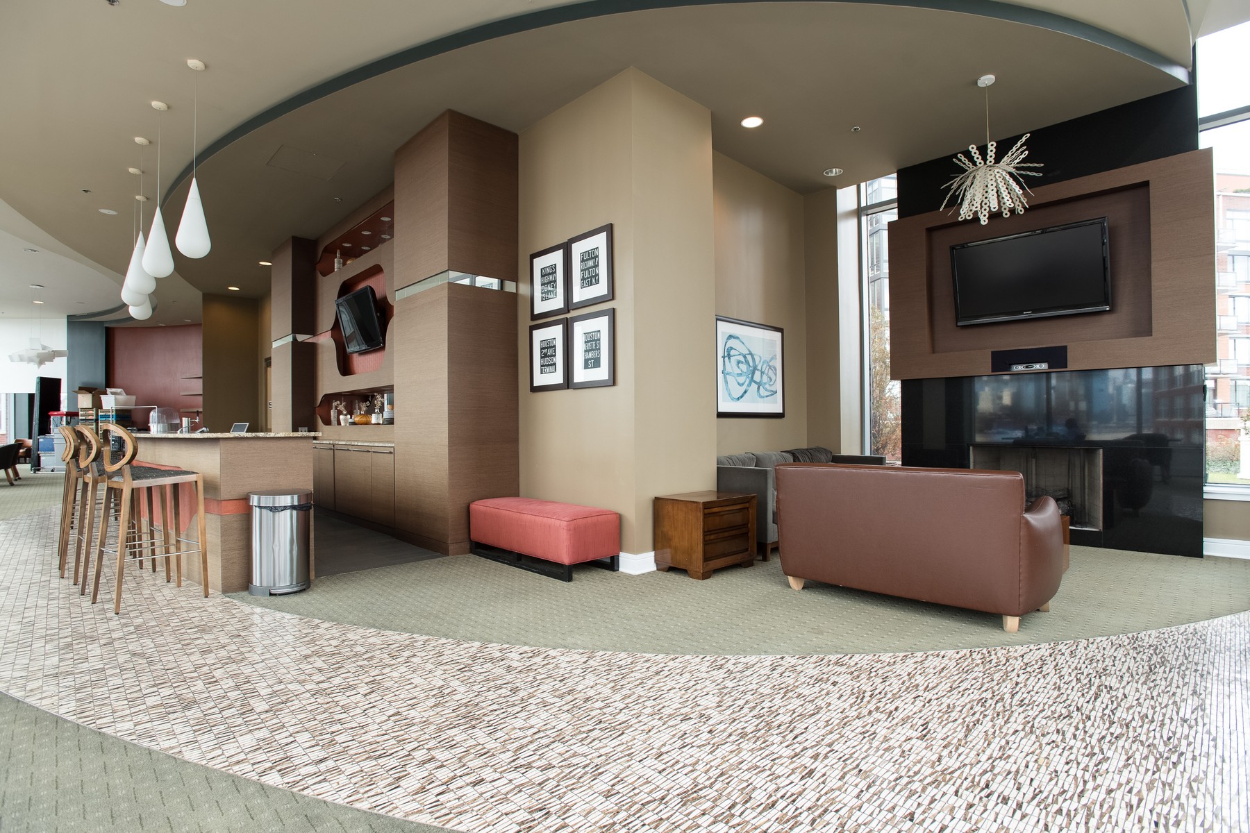 1125 Maxwell Lane  #302