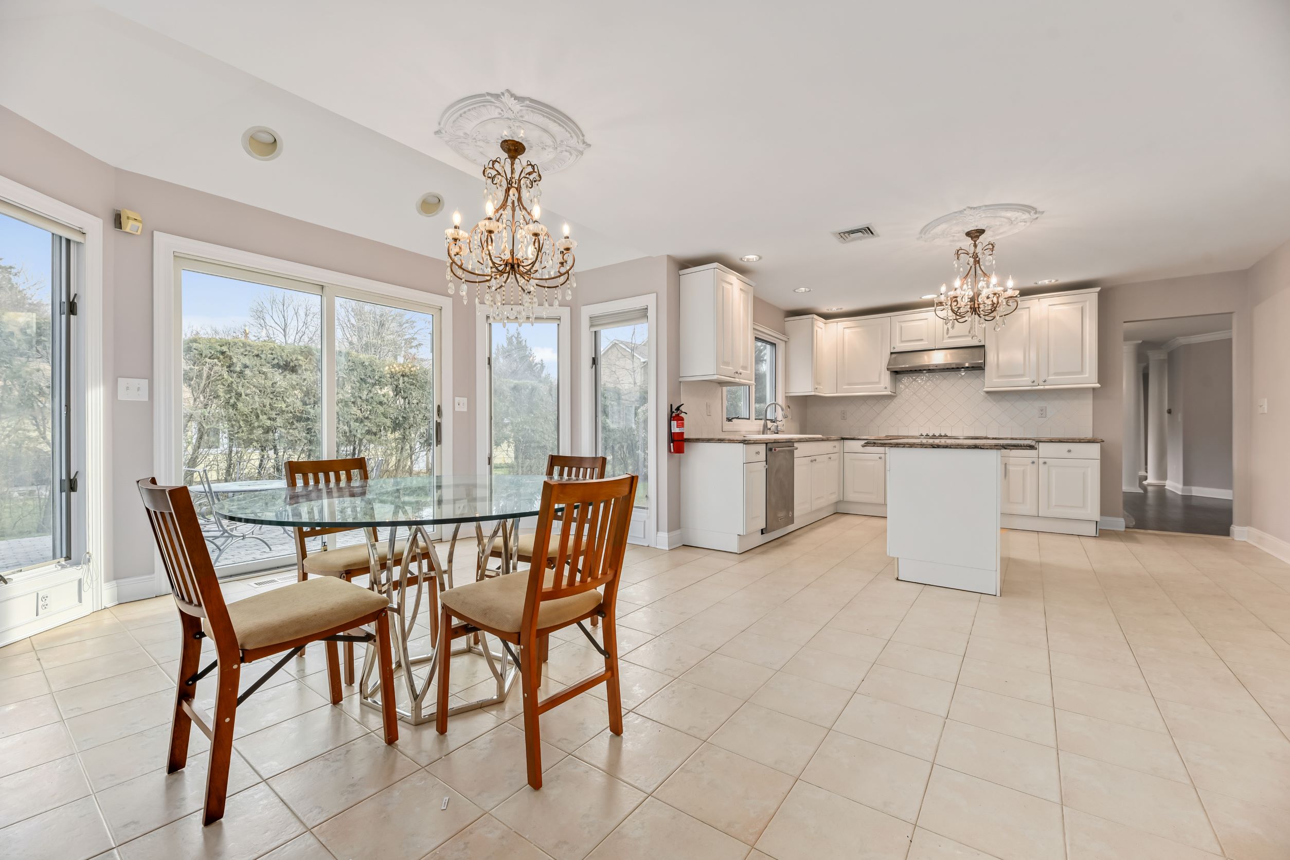 32 Kinkaid Avenue