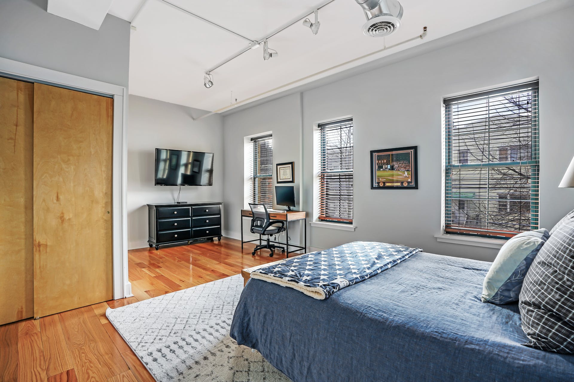 176 Sherman Ave  #201