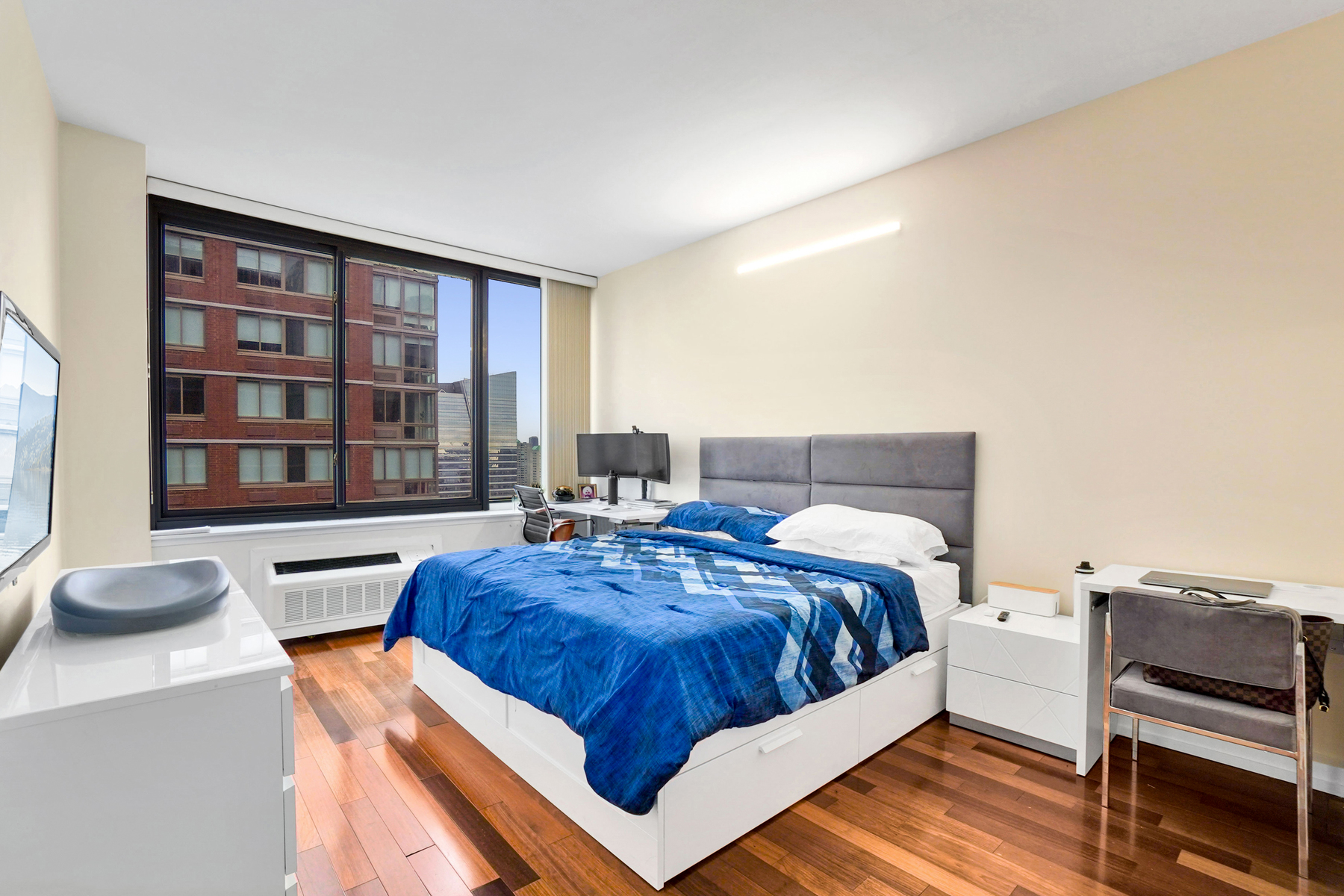 389 Washington Street, #31E