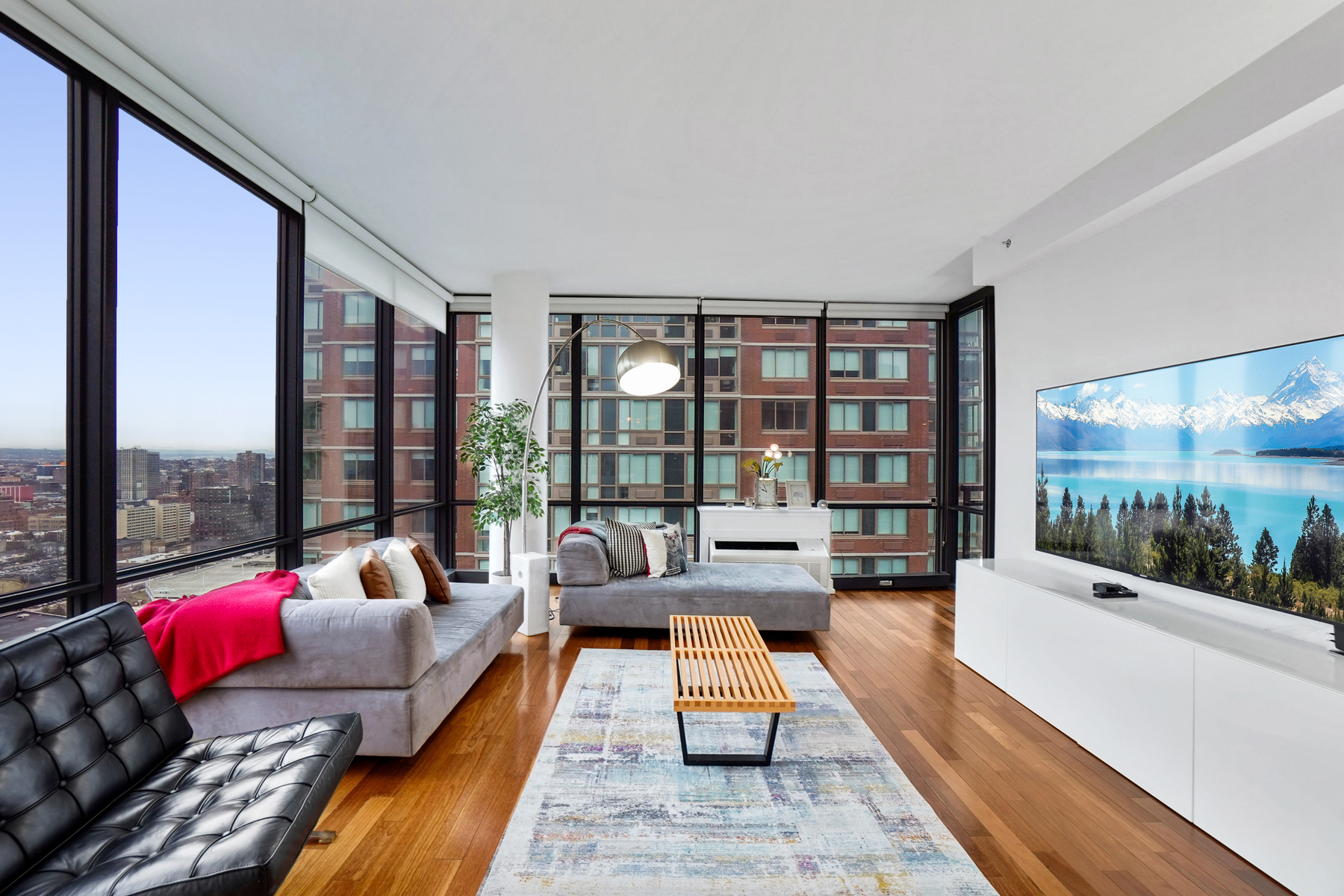389 Washington Street, #31E