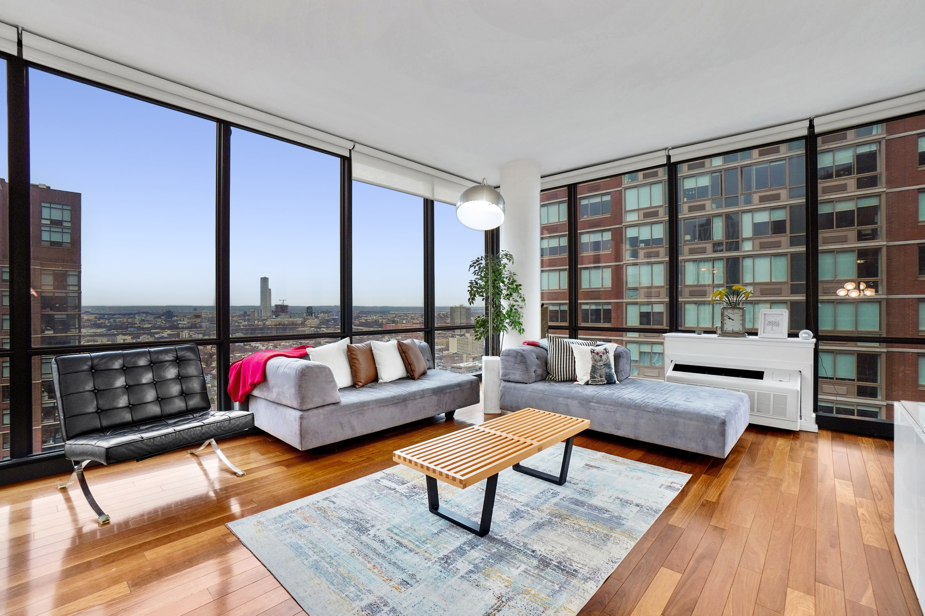 389 Washington Street, #31E