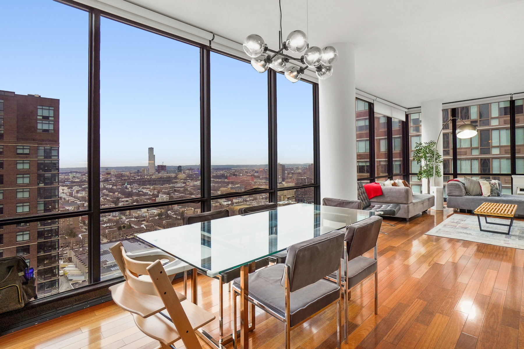 389 Washington Street, #31E