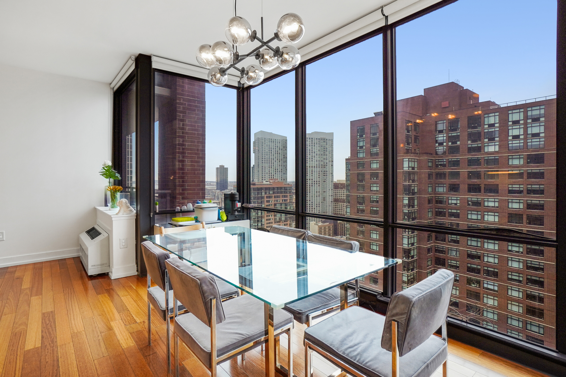 389 Washington Street, #31E
