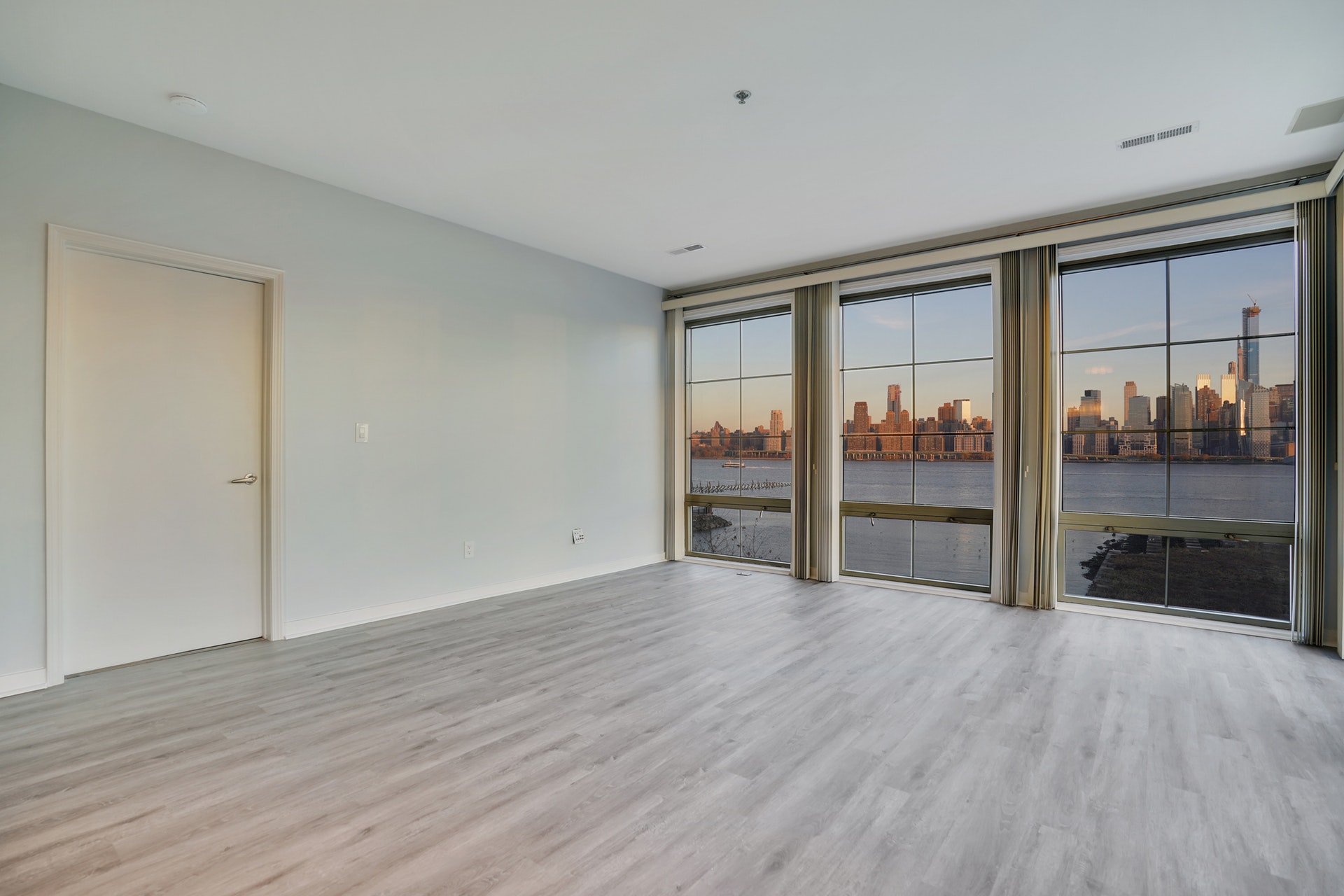 24 Avenue at Port Imperial #303