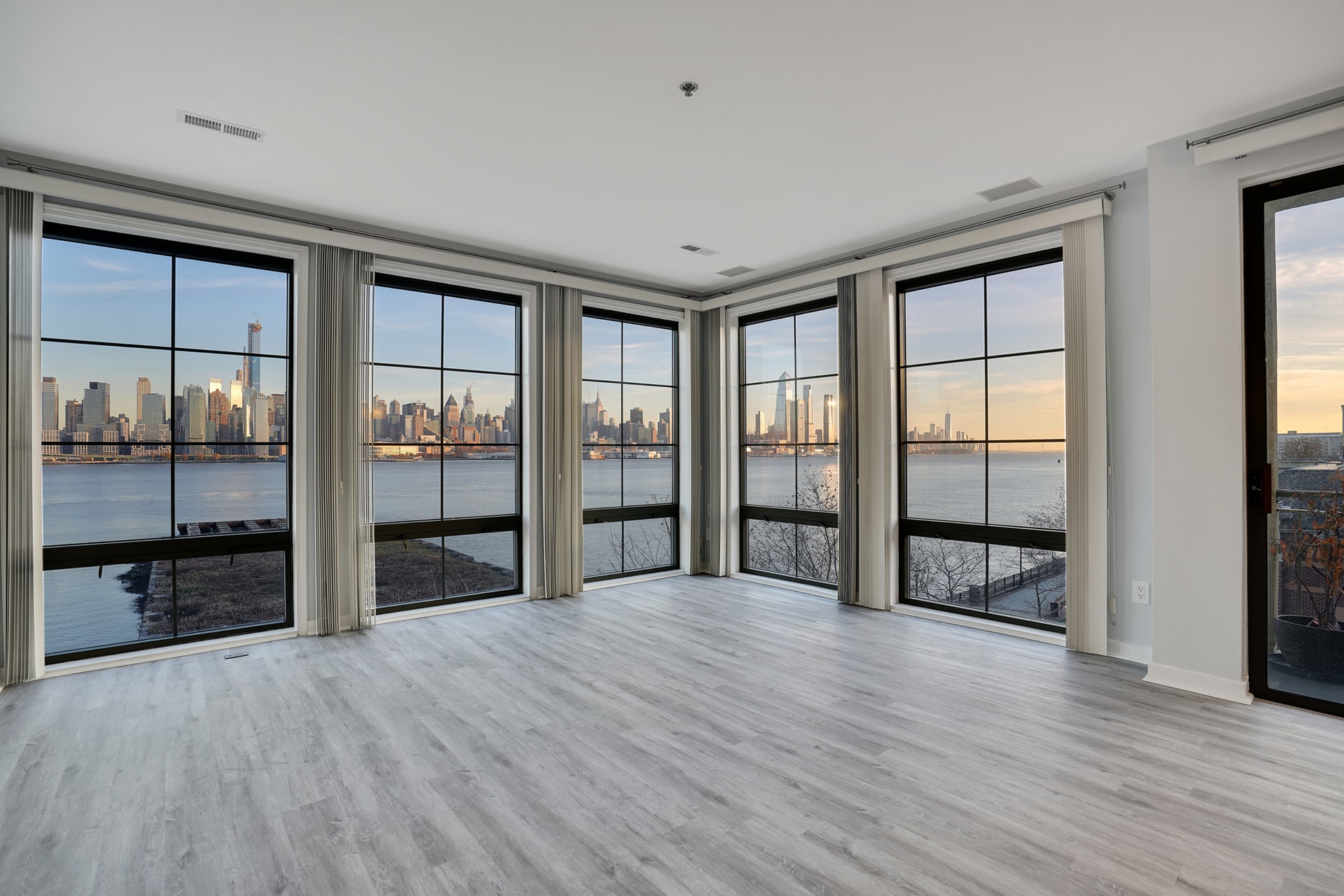 24 Avenue at Port Imperial #303