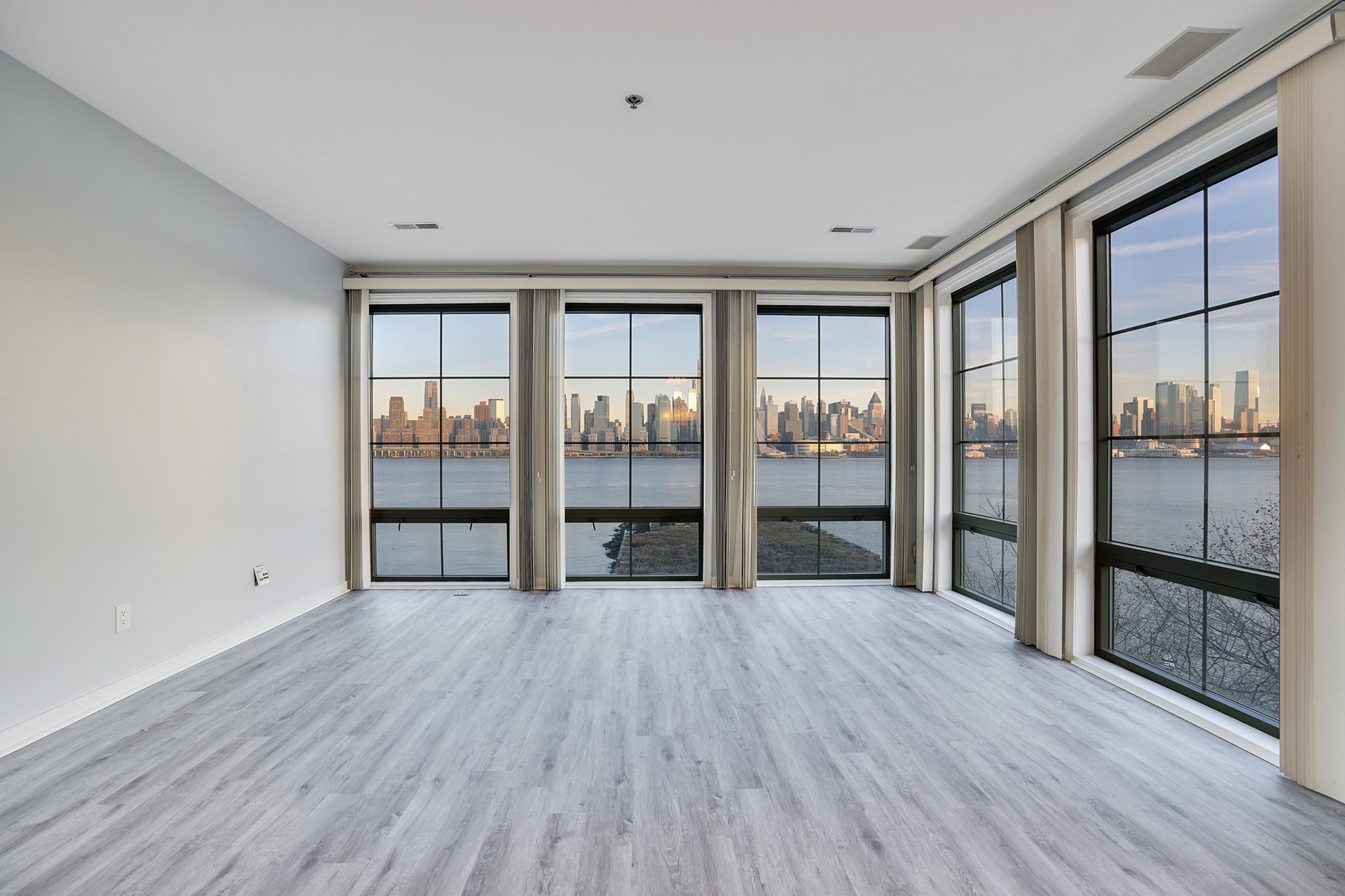 24 Avenue at Port Imperial #303