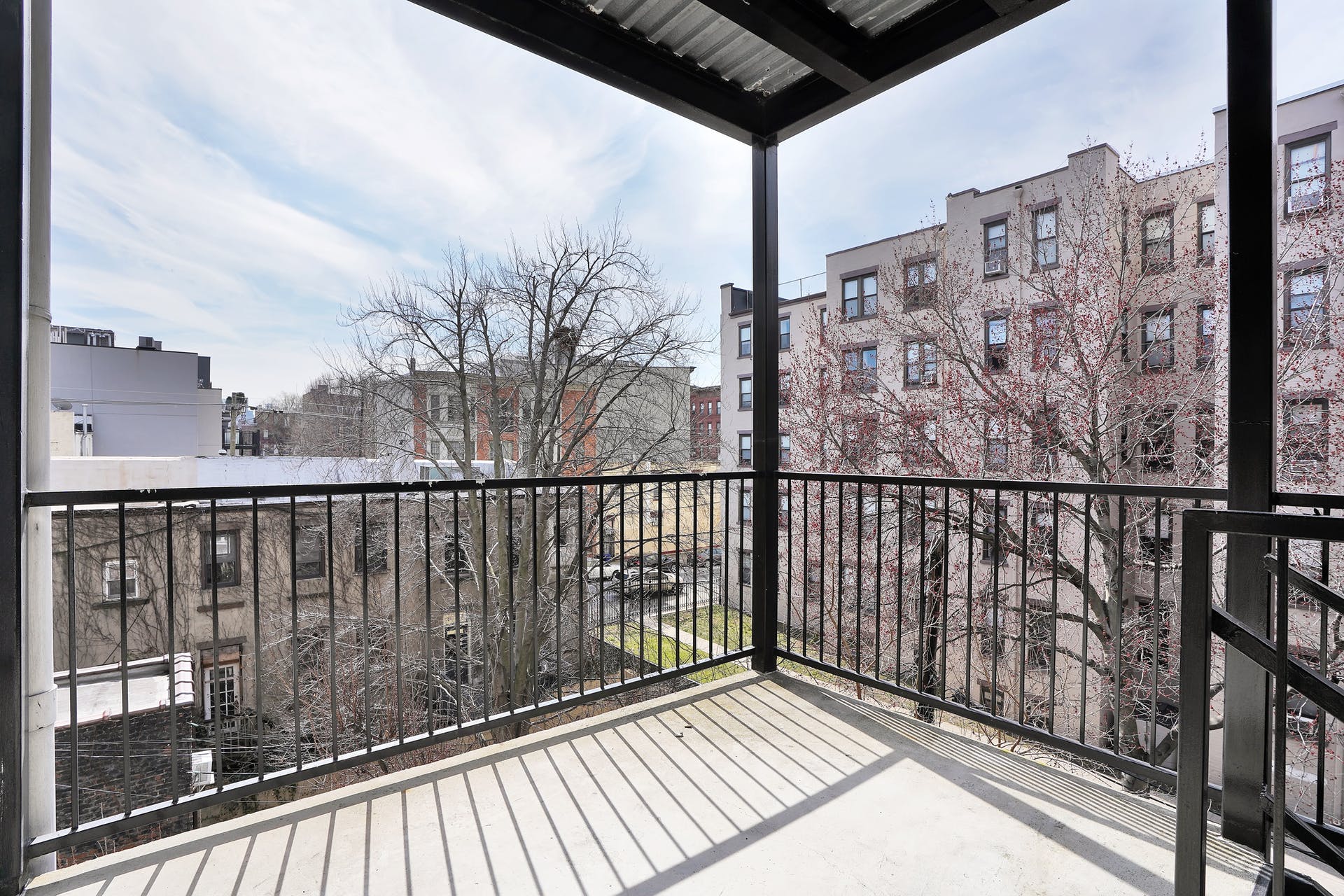 208 Park Ave  #3L