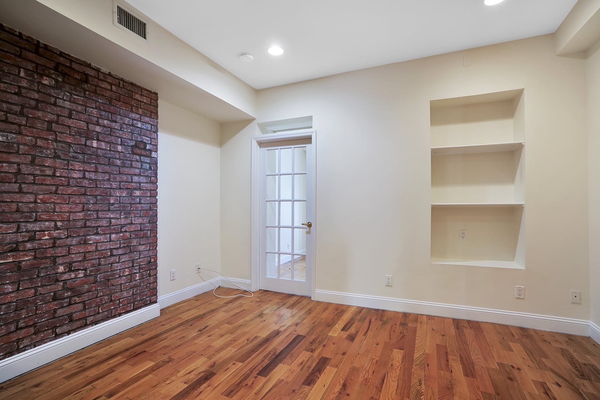 208 Park Ave  #3L