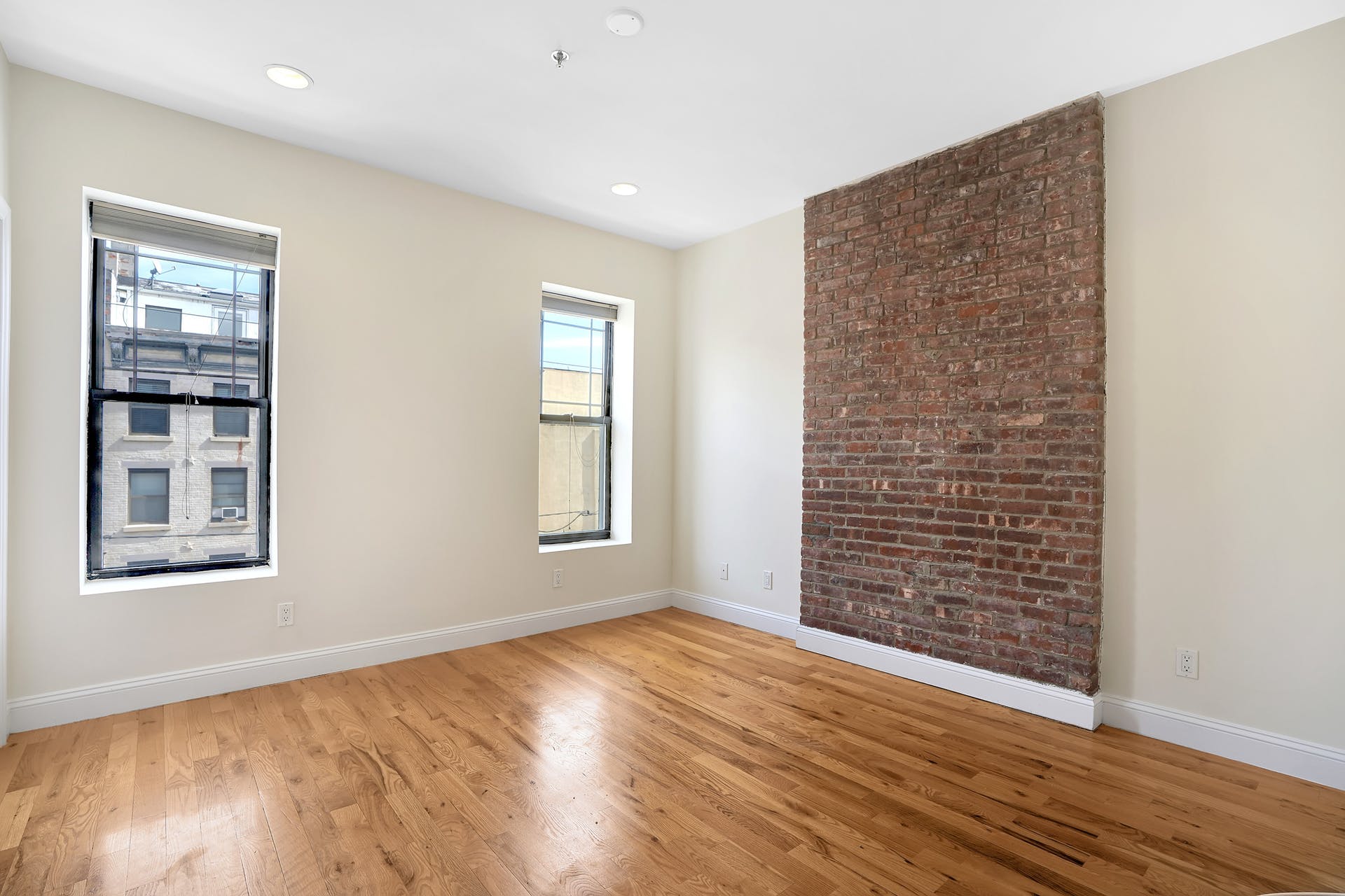 208 Park Ave  #3L