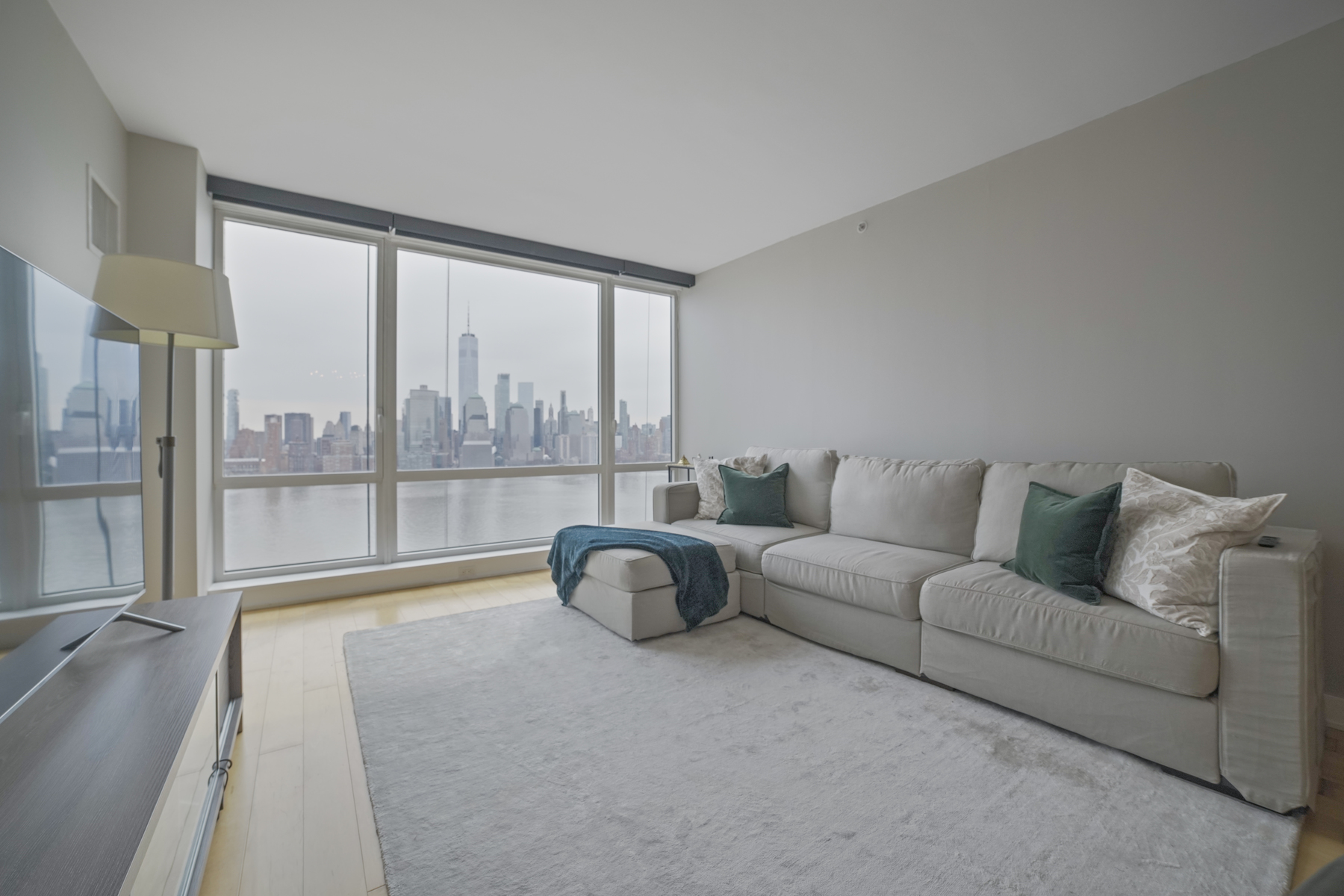 2 2nd Street, Unit # 3204