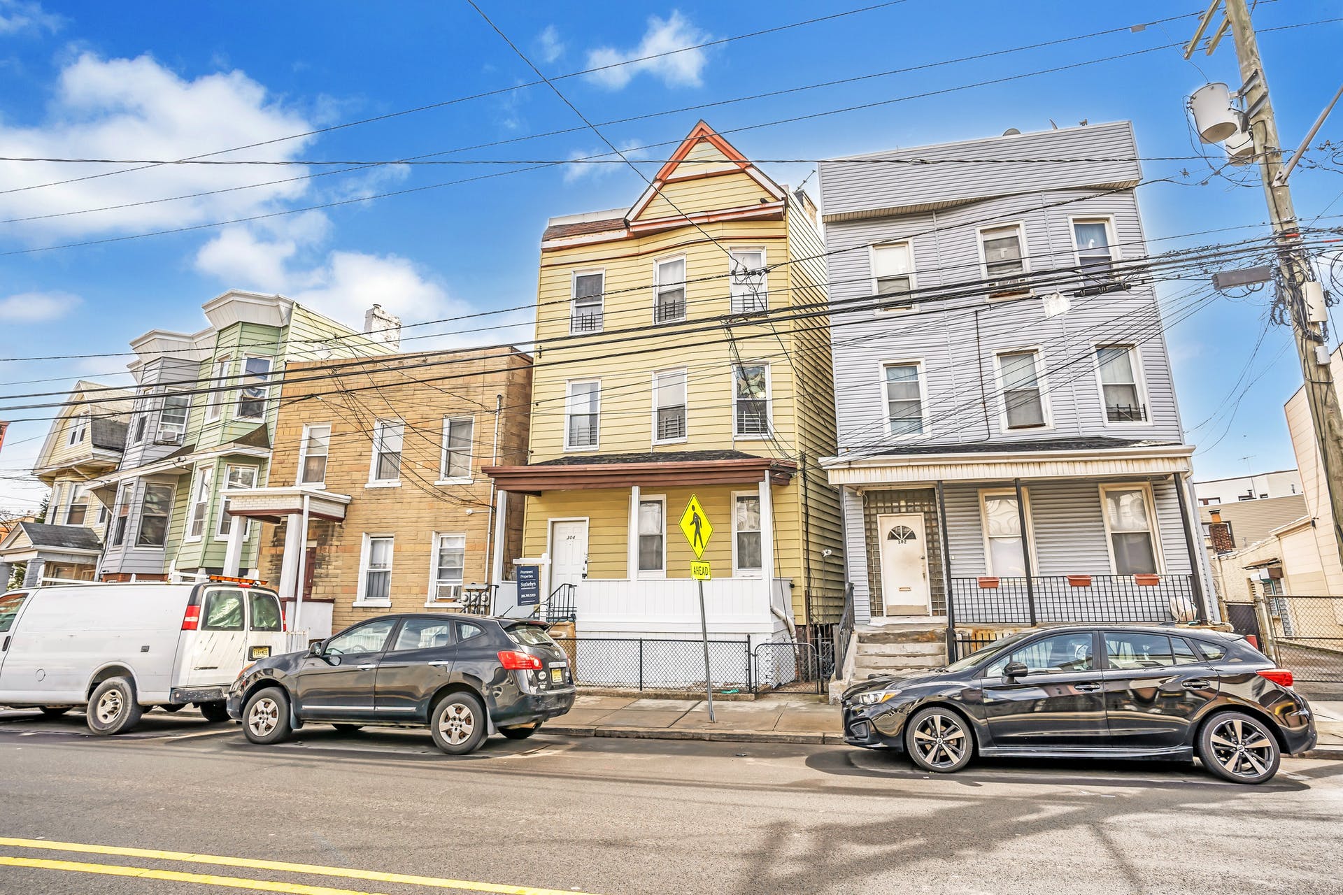 304 Summit Ave