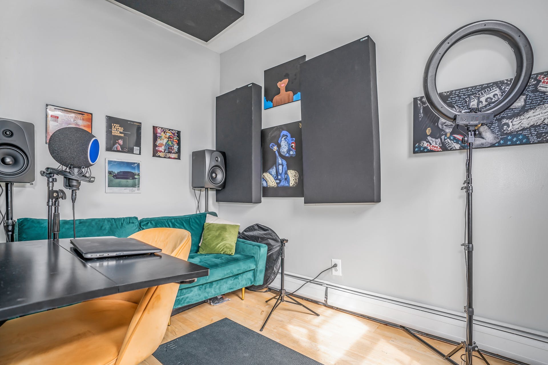 304 Summit Ave