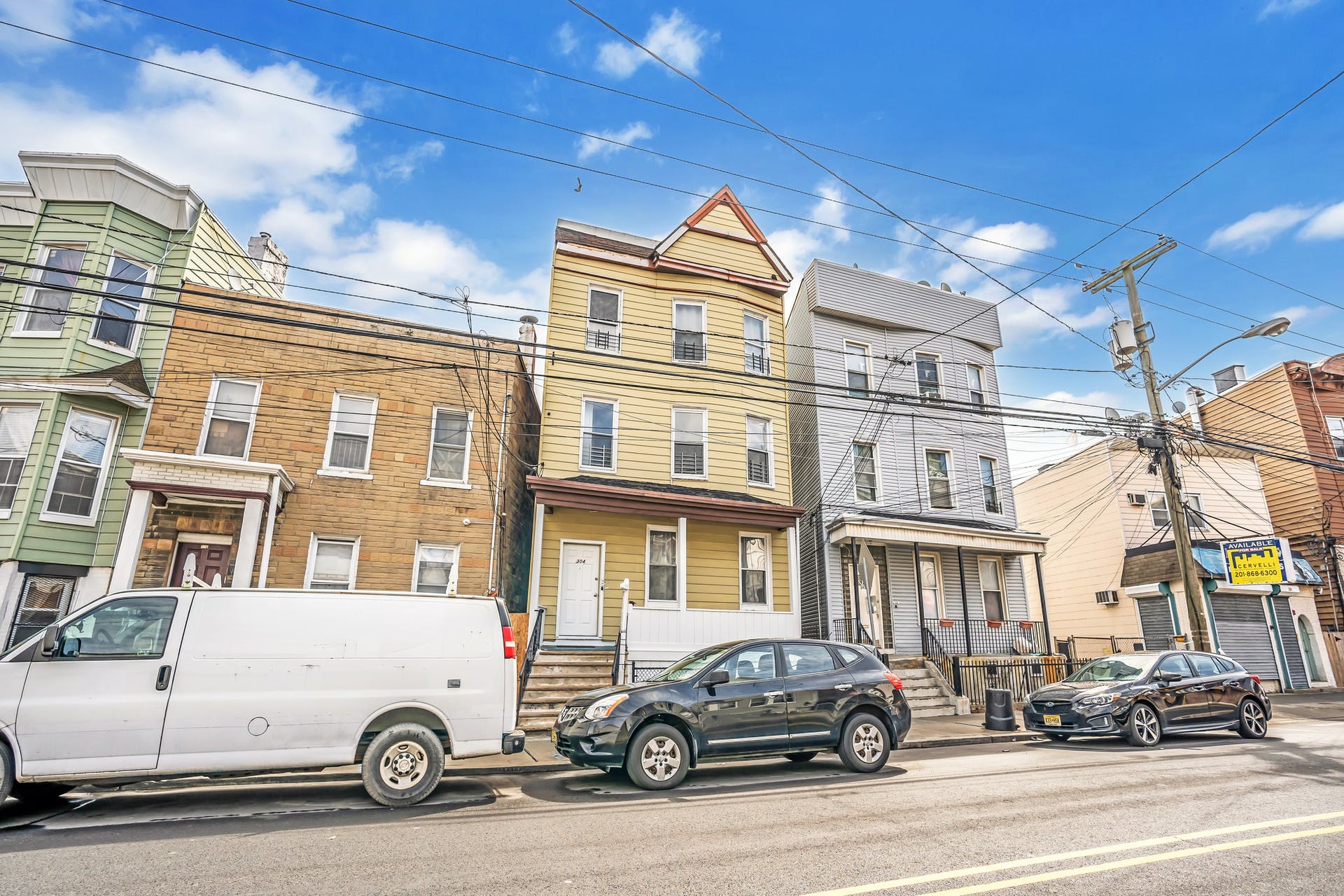 304 Summit Ave