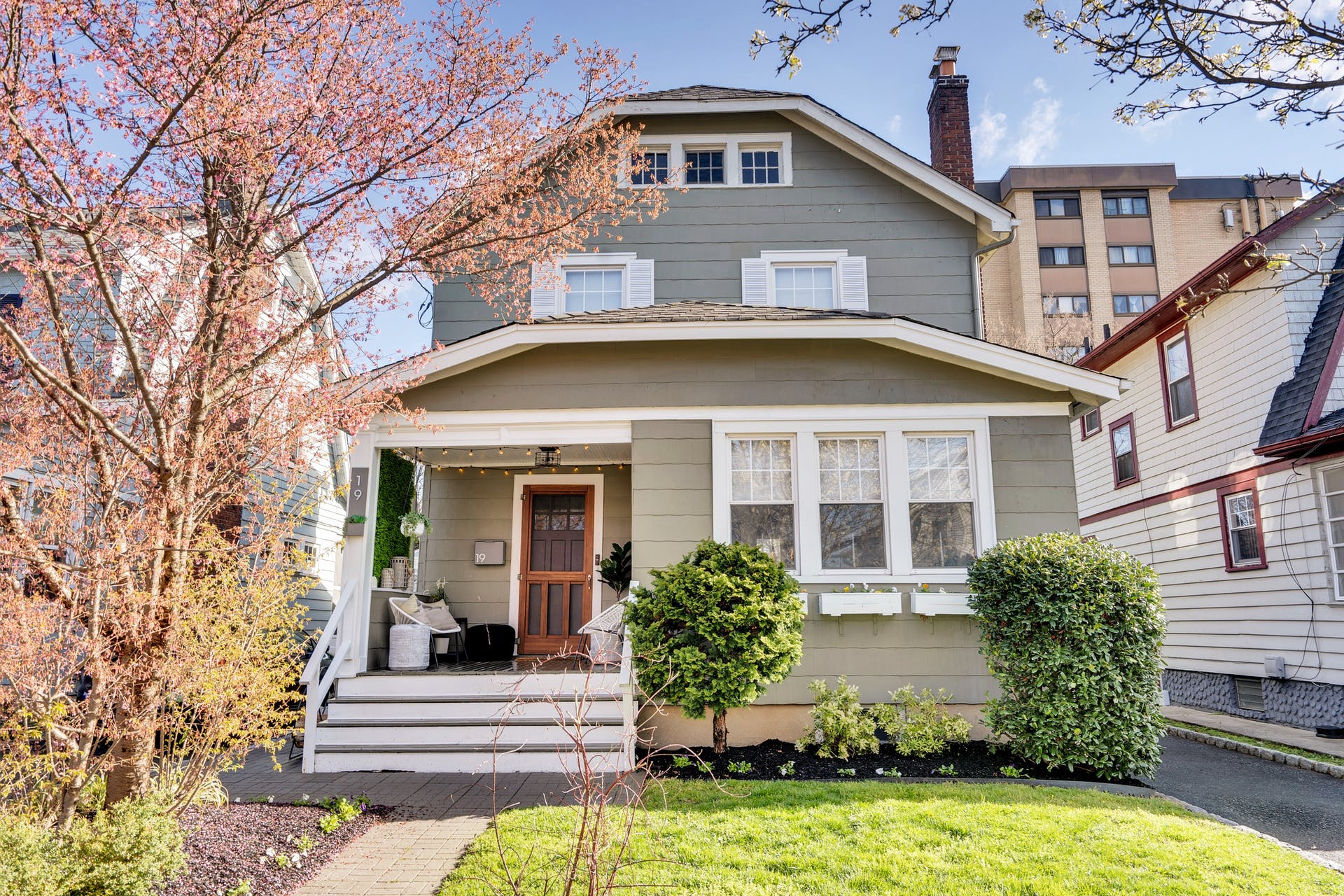 19 Coolidge Ave