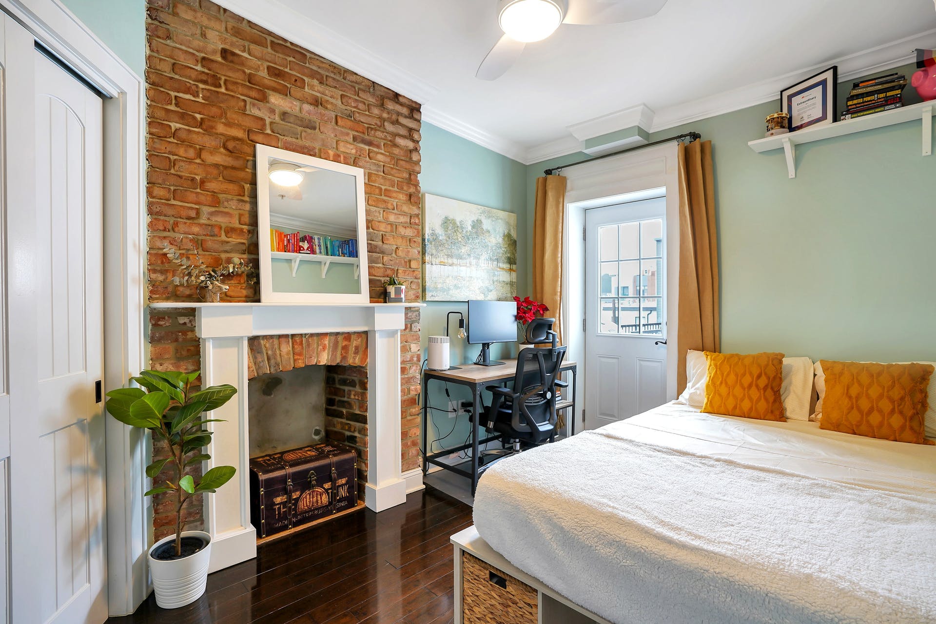 328 Garden Street  #4