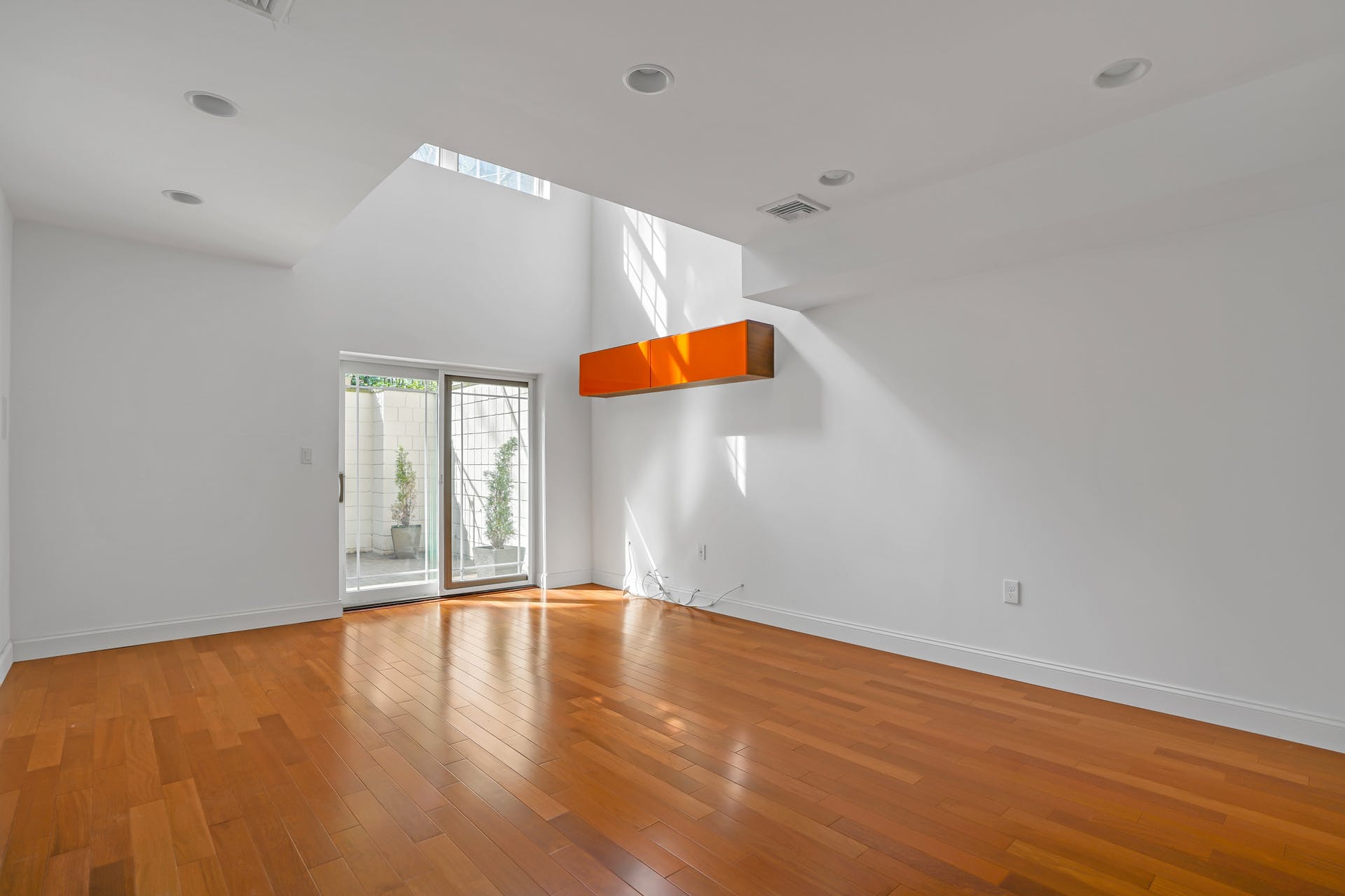 1108 Hudson Street  #1B