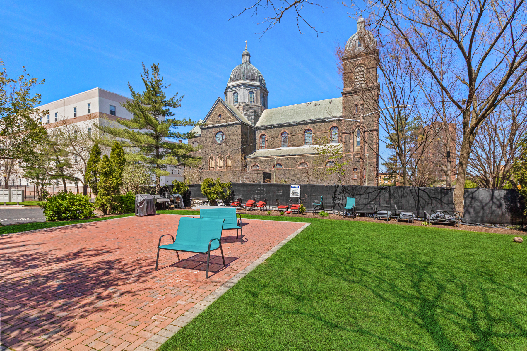 206 St. Michaels Walk
