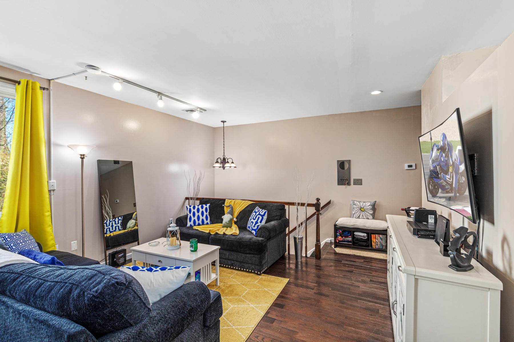 206 St. Michaels Walk