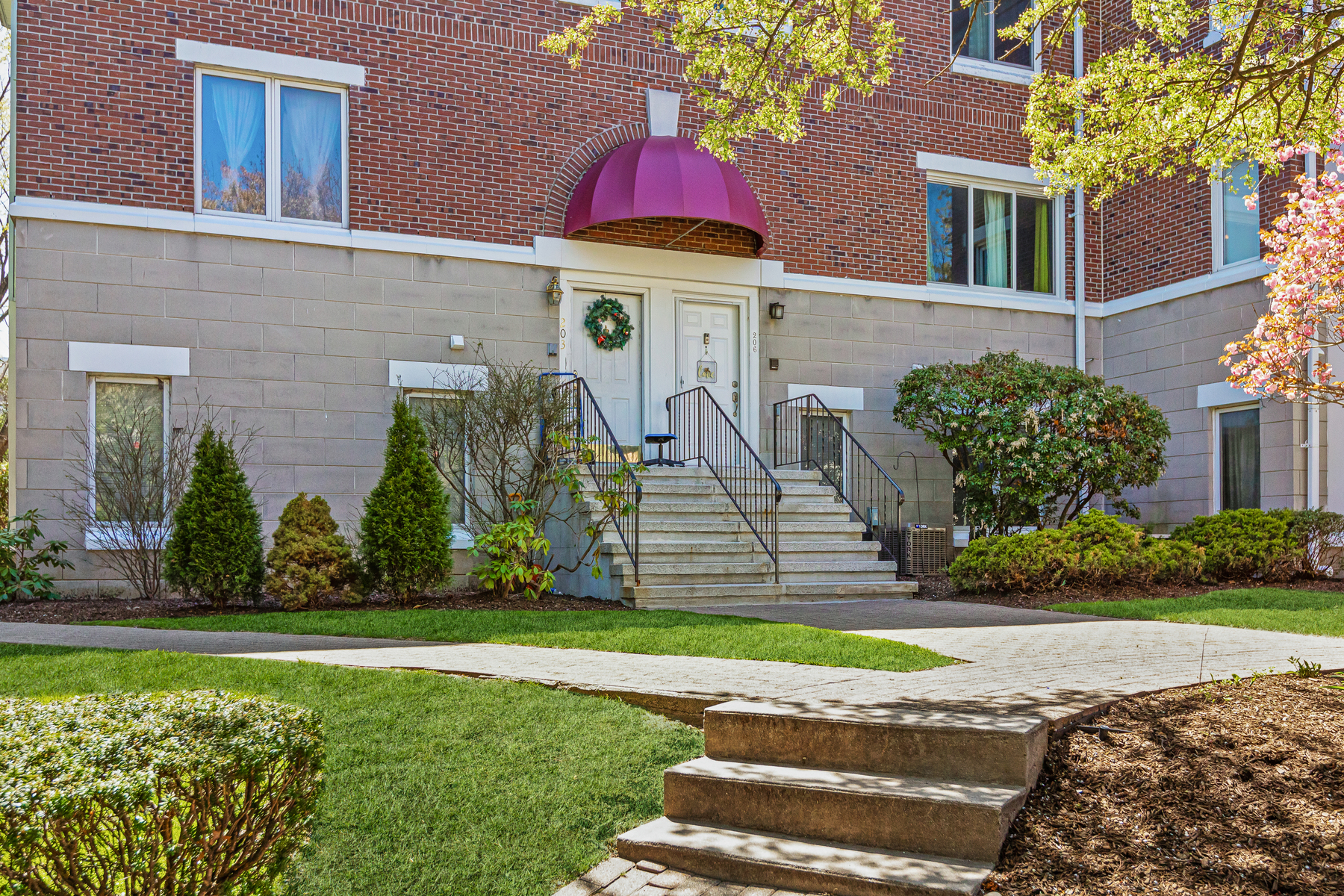 206 St. Michaels Walk