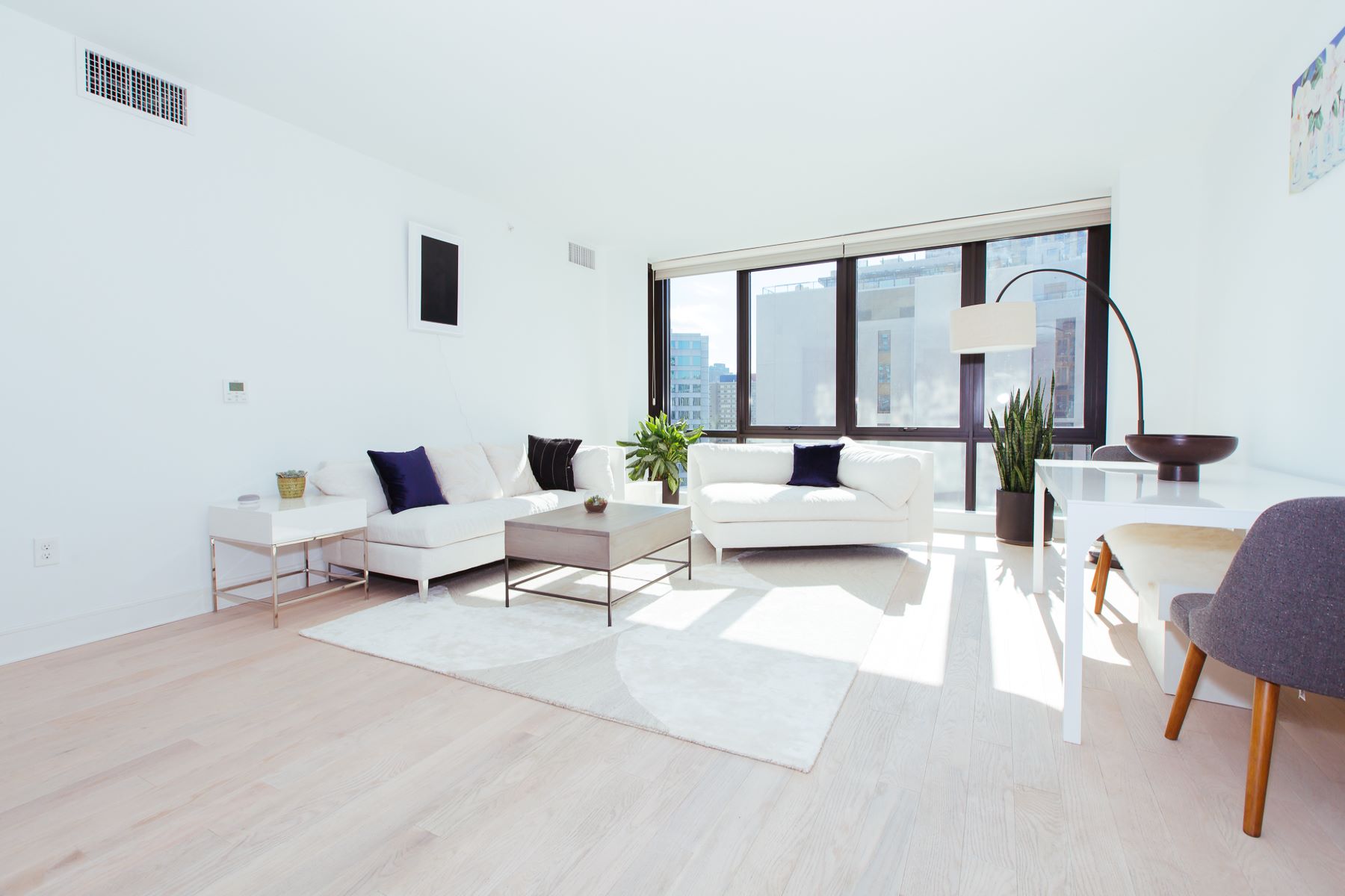 10 Provost Street, Unit 1605