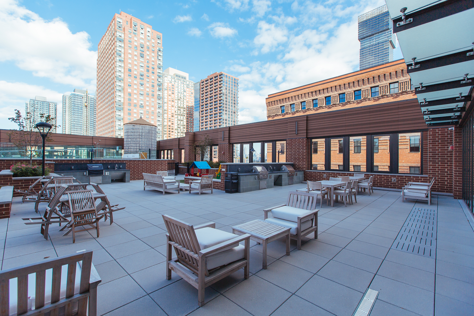 10 Provost Street, Unit 1605