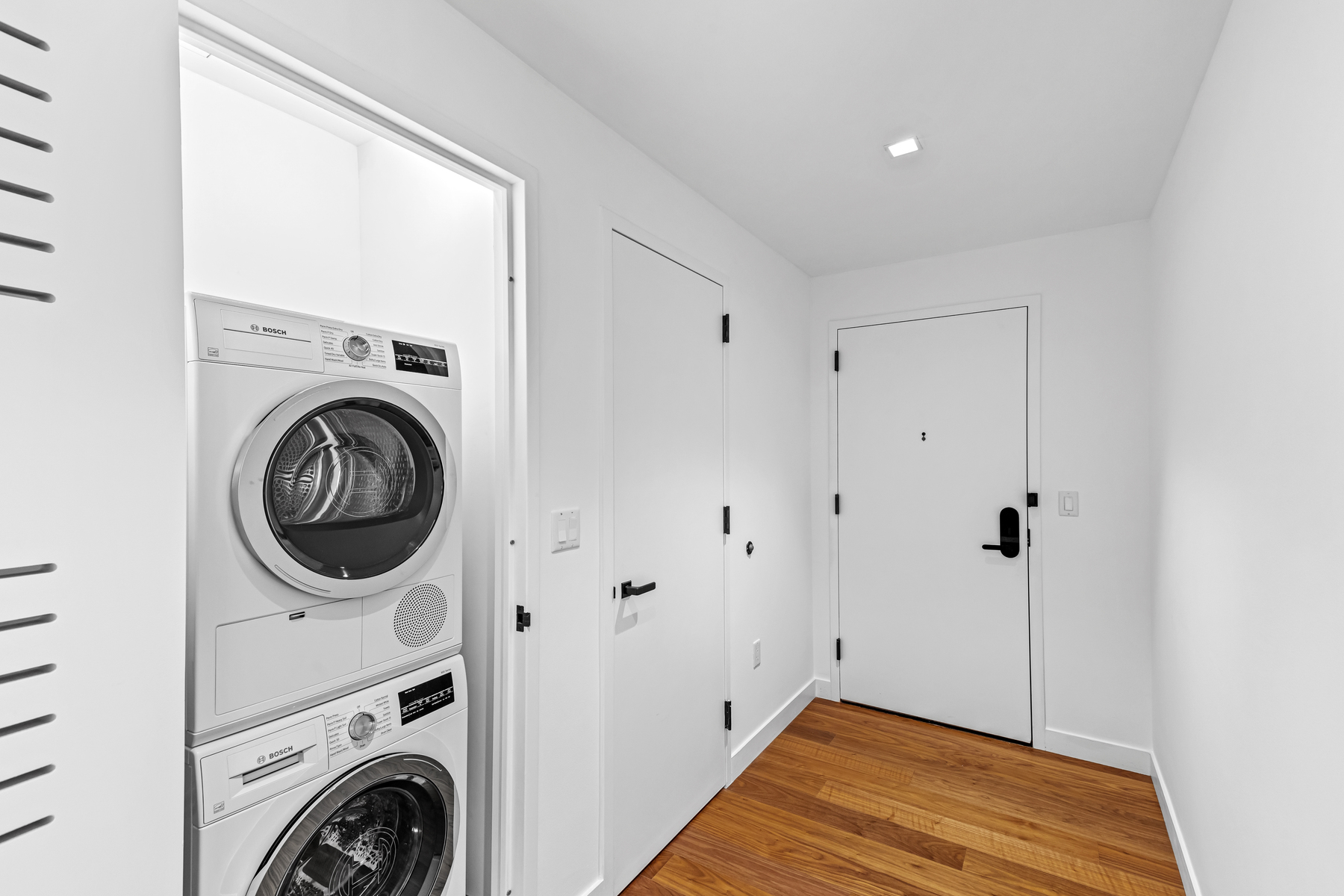 2 Shore Lane, Unit 612