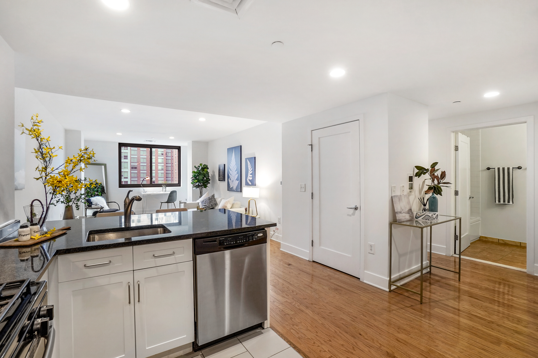 201 Luis M Marin Blvd, Unit 709