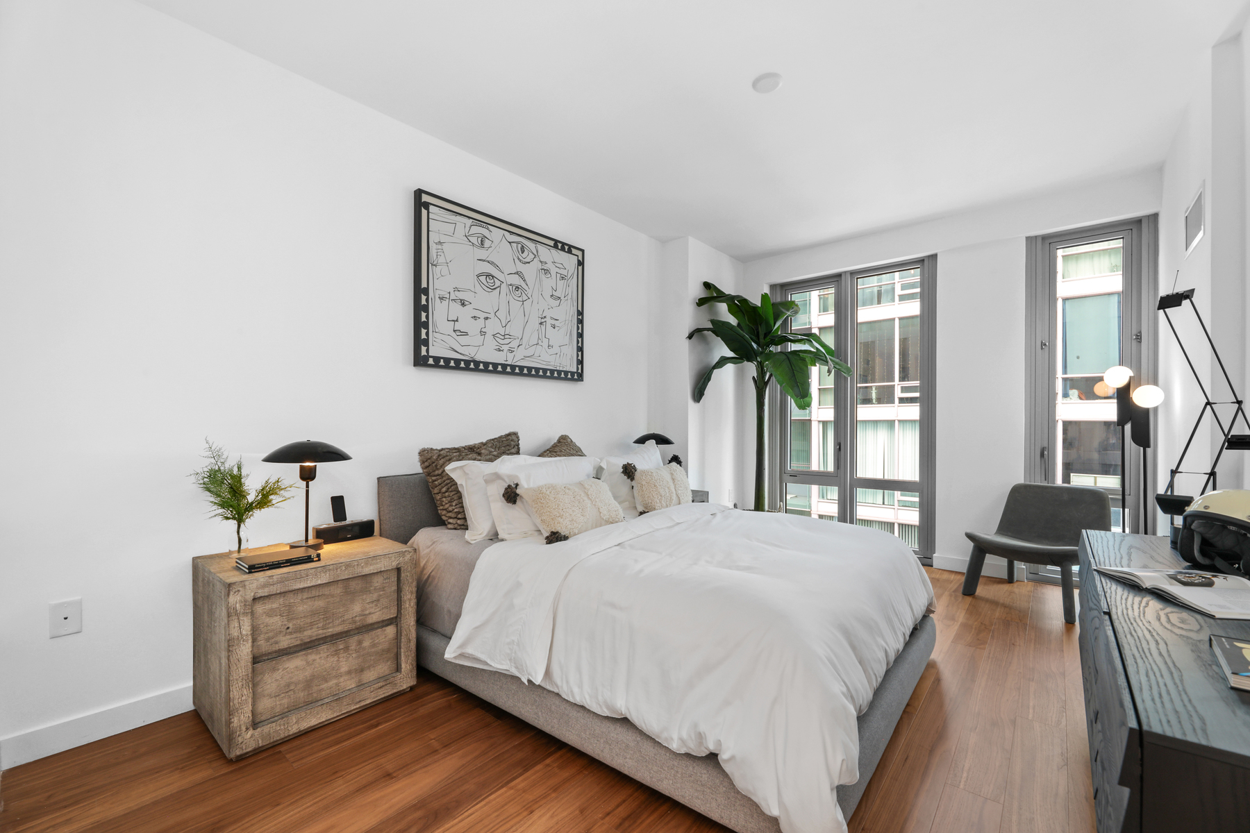 2 Shore Lane, Unit 512