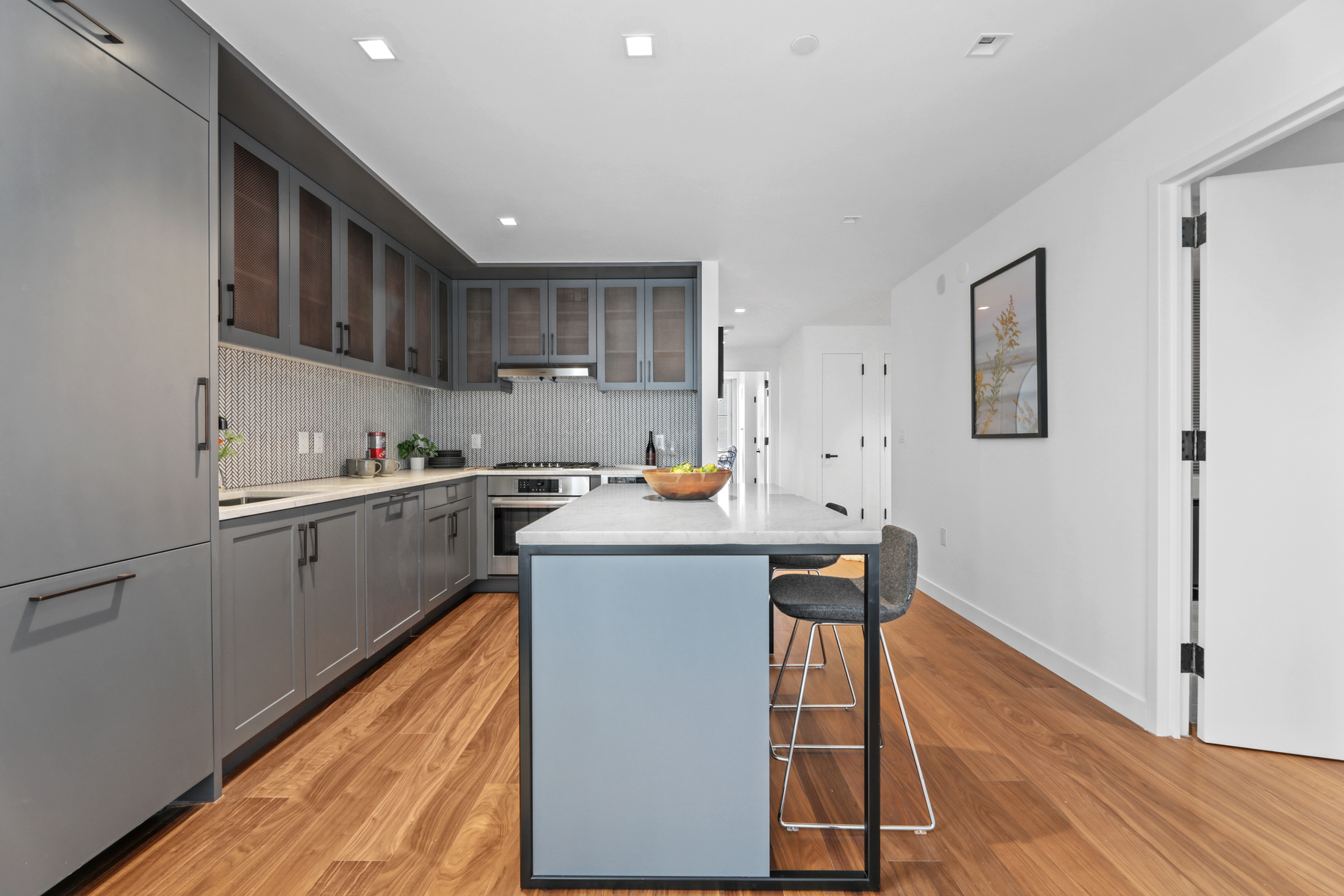2 Shore Lane, Unit 512