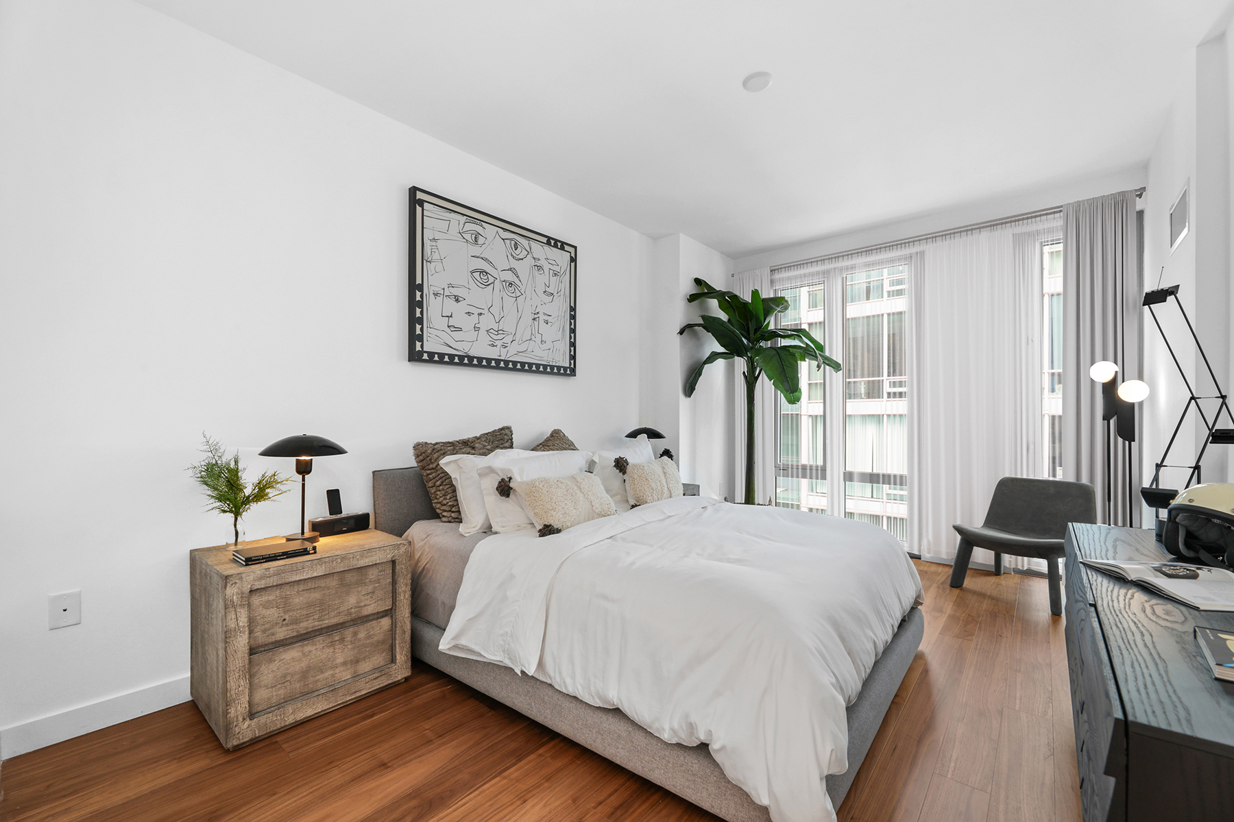 2 Shore Lane, Unit 512