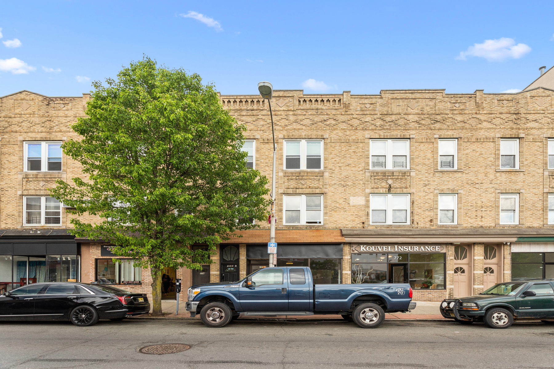 772 1/2 Broadway